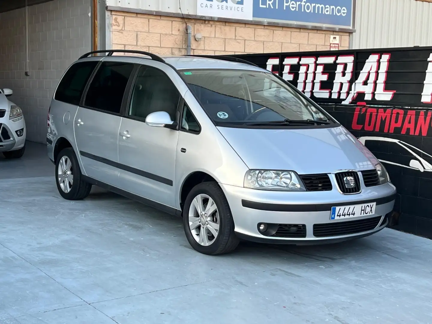 SEAT Alhambra Monovolumen Manual de 5 Puertas Argento - 1