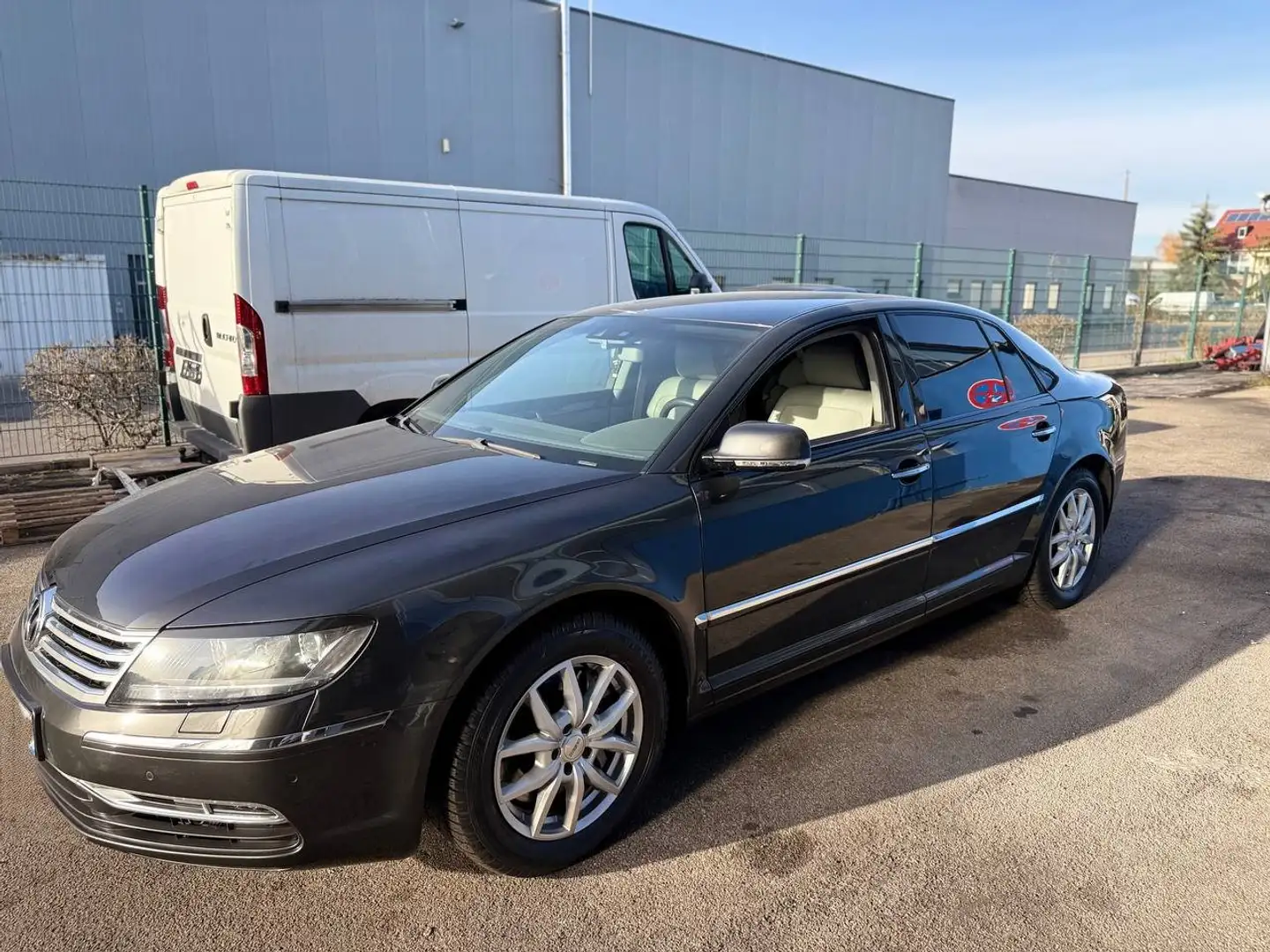 Volkswagen Phaeton Phaeton 3.0 V6 TDI DPF 4MOTION Grau - 2