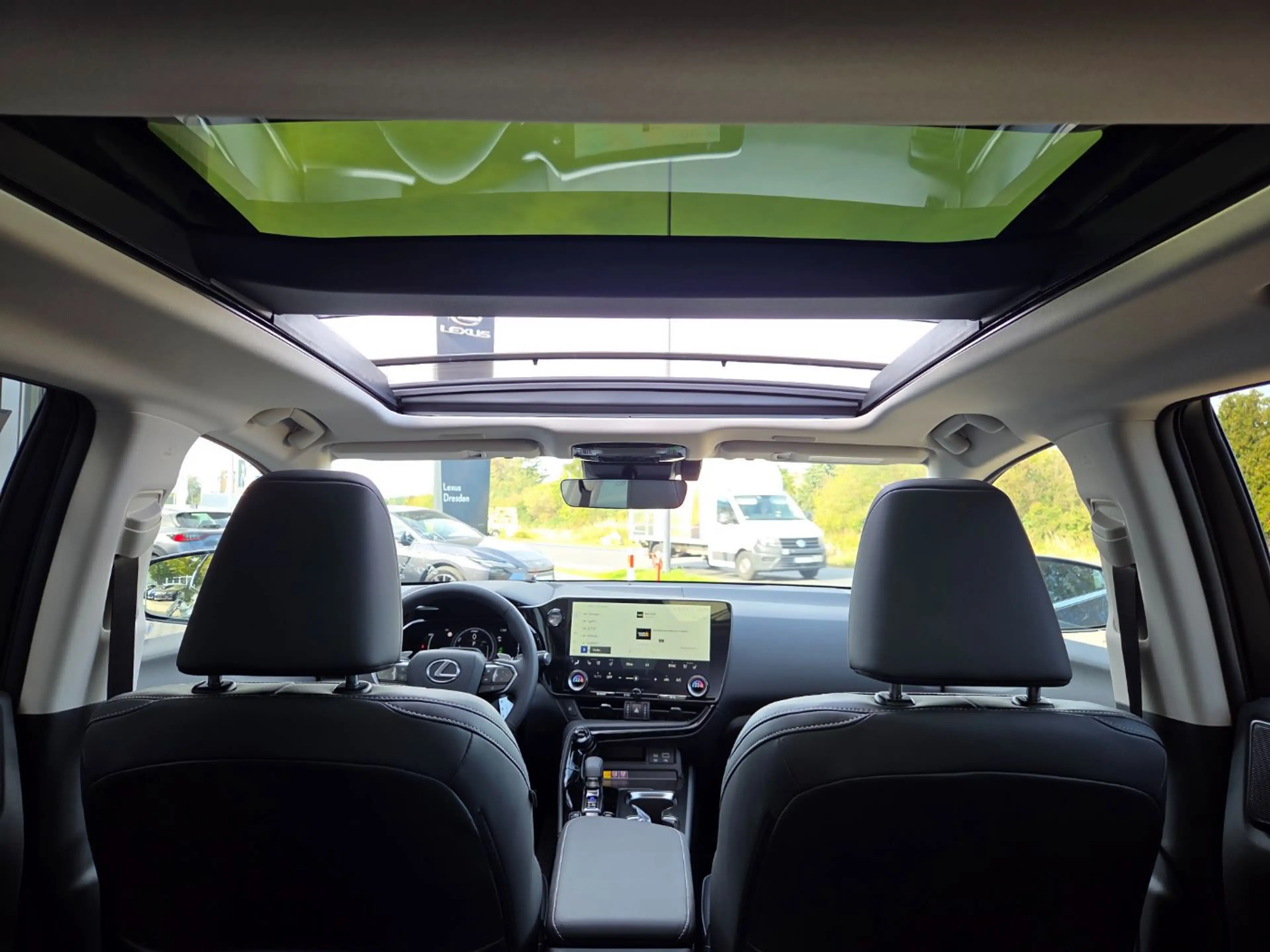 Lexus NX 450h+ NX 450h Advantage (E-Four) Mark Levinson — photo 13