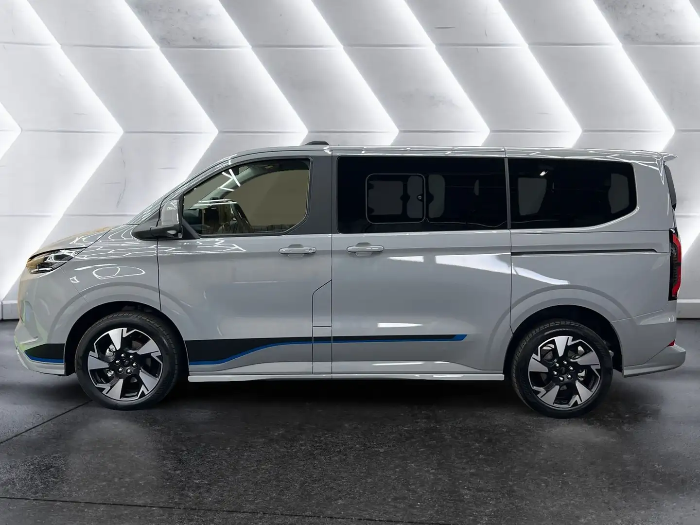 Ford Tourneo Custom L1 Sport | PHEV | Bus 8-Sitze | Sofort verfügbar Grau - 2