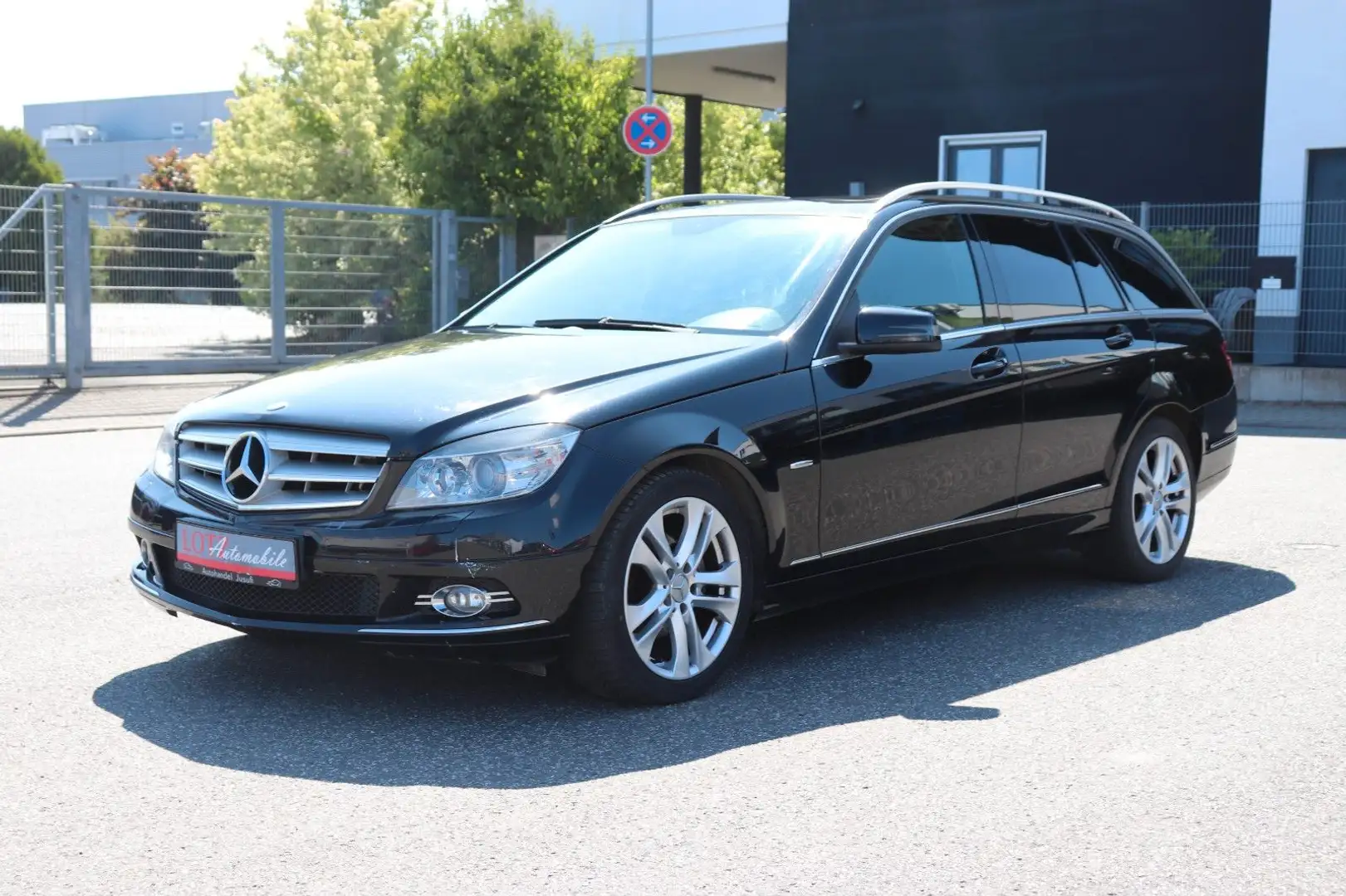 Mercedes-Benz C 180 C -Klasse T-Modell C 180 T Kompressor Schwarz - 1