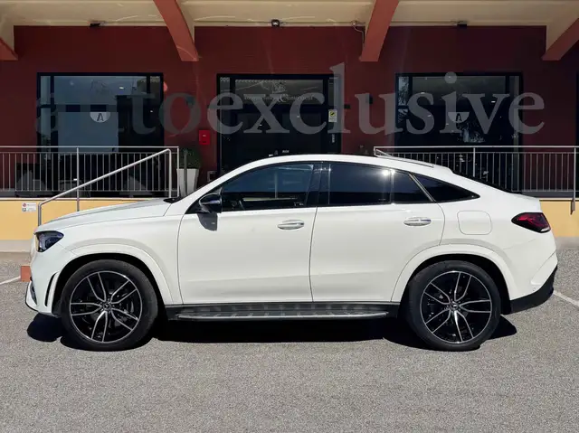 Mercedes-Benz GLE view 4
