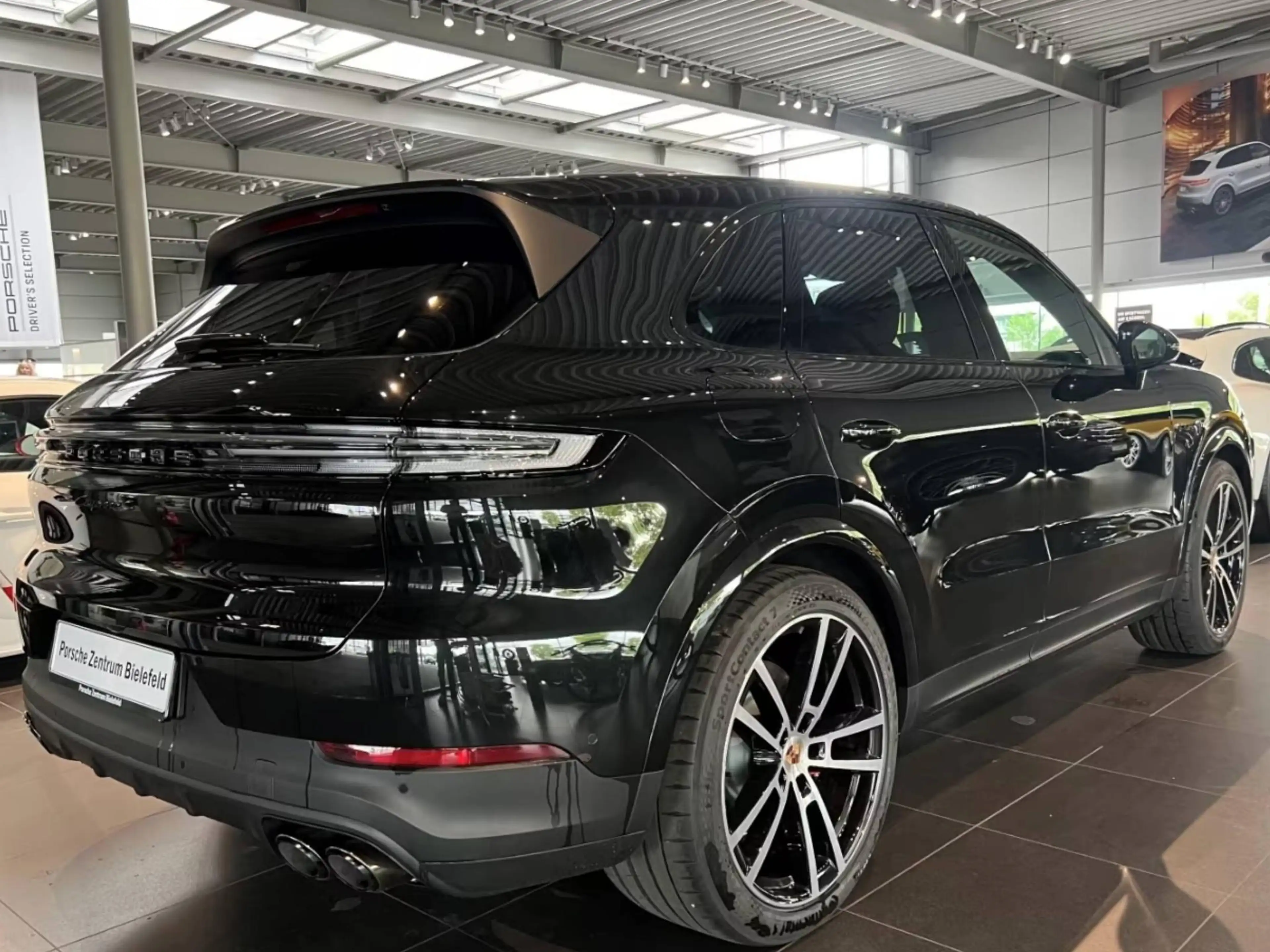 Porsche Cayenne S E-Hybrid — photo 7