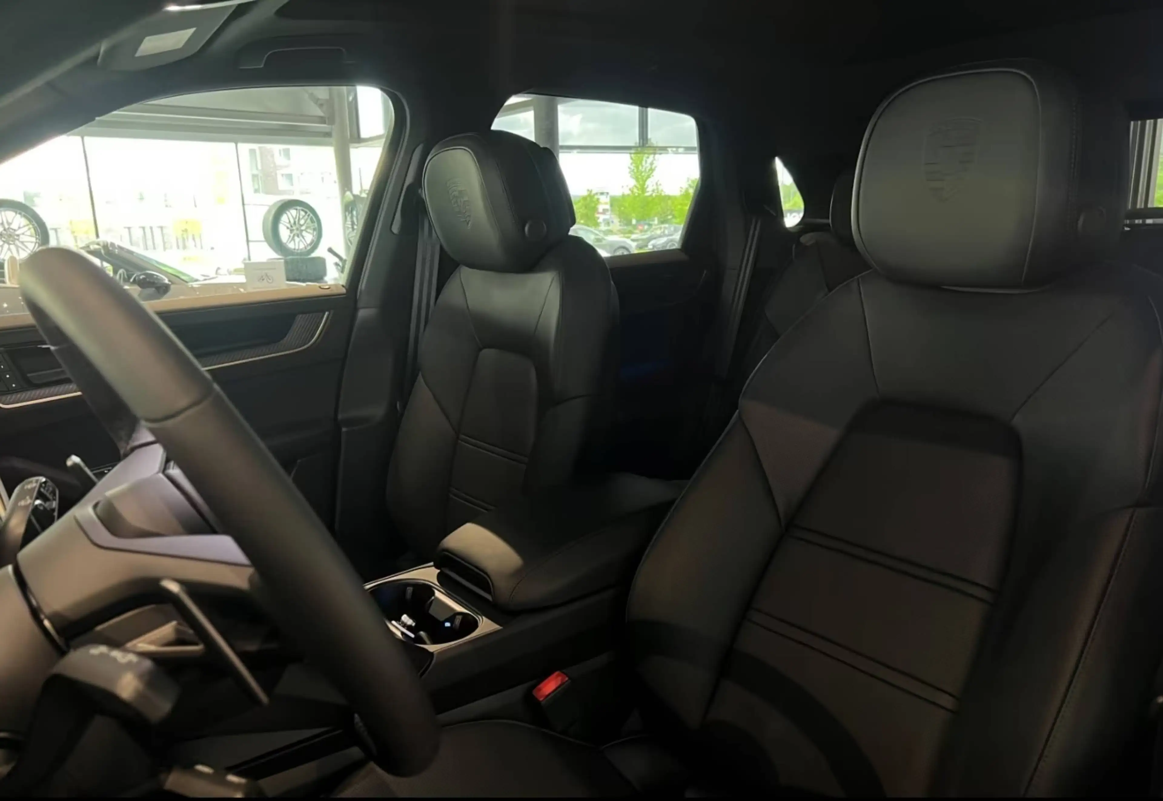 Porsche Cayenne S E-Hybrid — photo 14