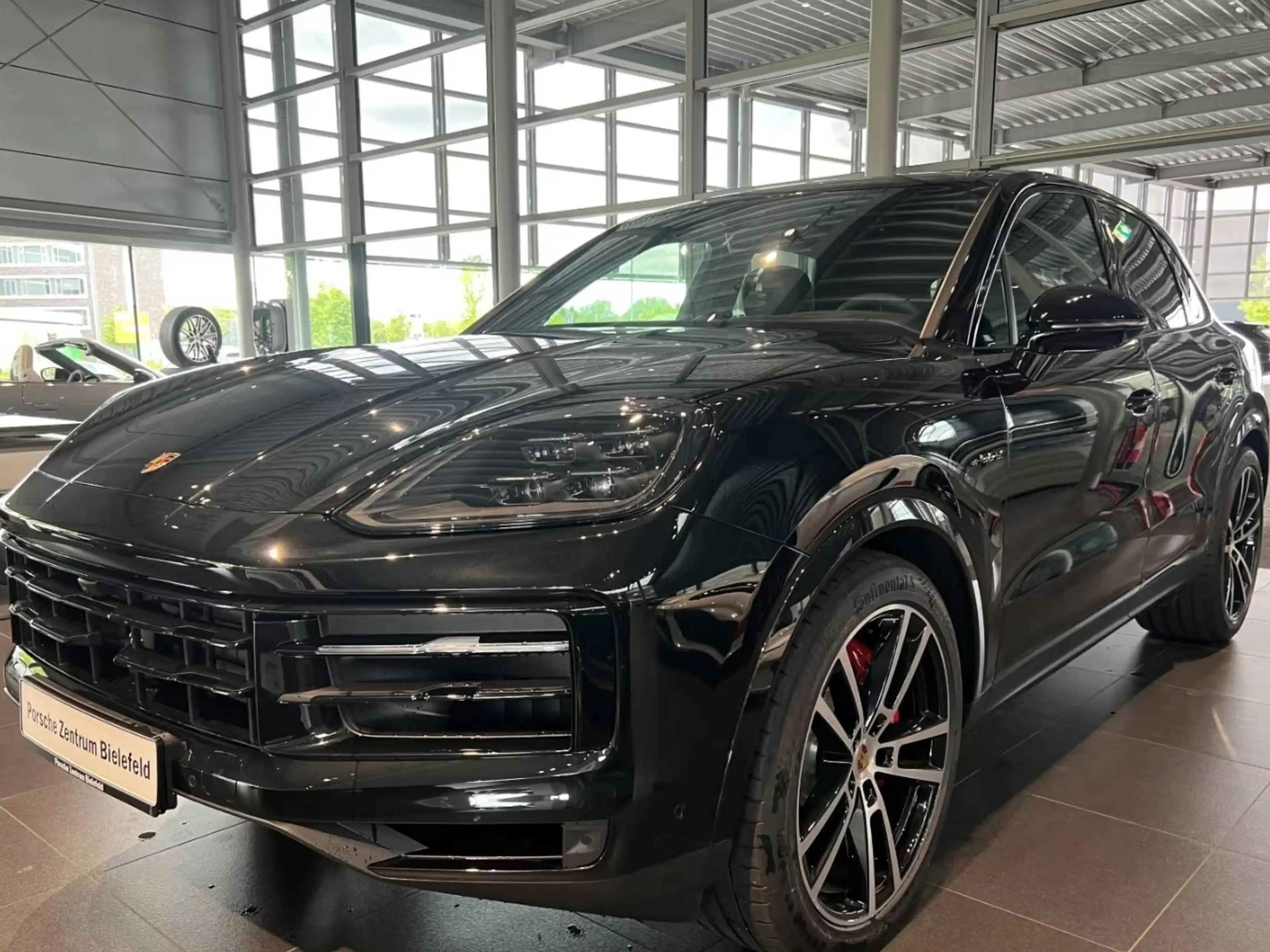 Porsche Cayenne S E-Hybrid — photo 2
