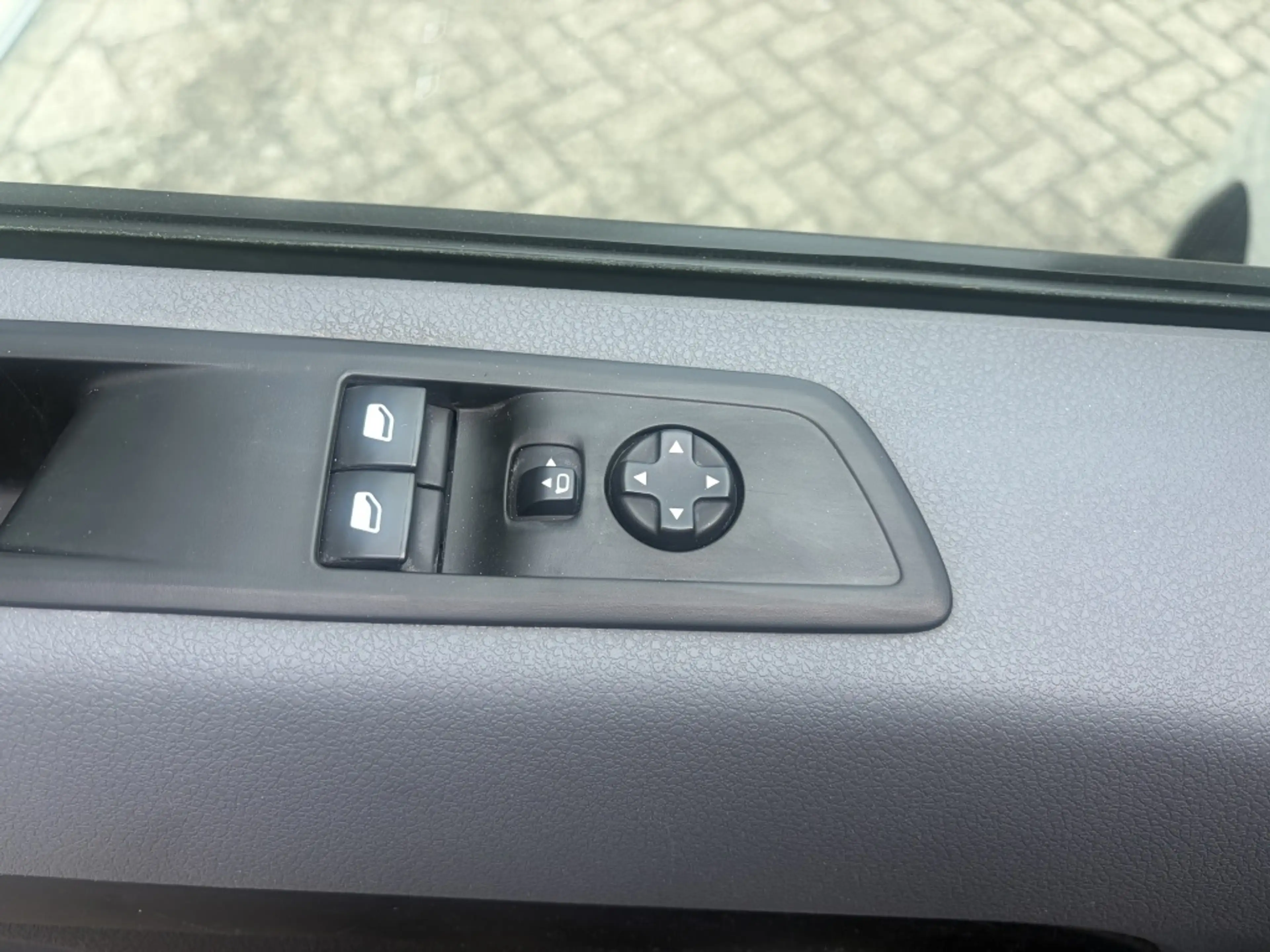 Opel Vivaro 2.0 CDTI L3H1 Innov. HANDEL / EXPORT / LICHTE SCHA — photo 12