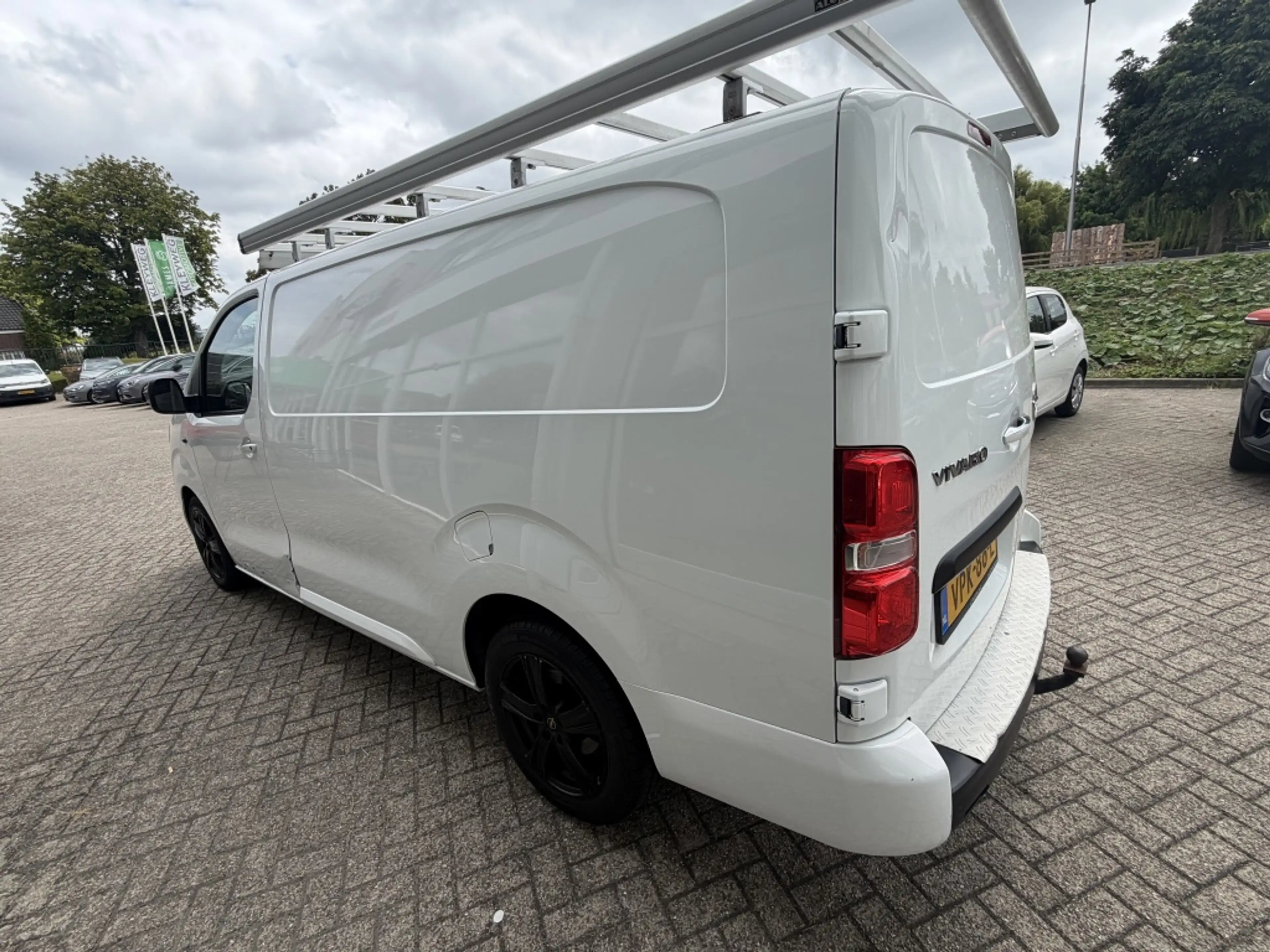 Opel Vivaro 2.0 CDTI L3H1 Innov. HANDEL / EXPORT / LICHTE SCHA — photo 8