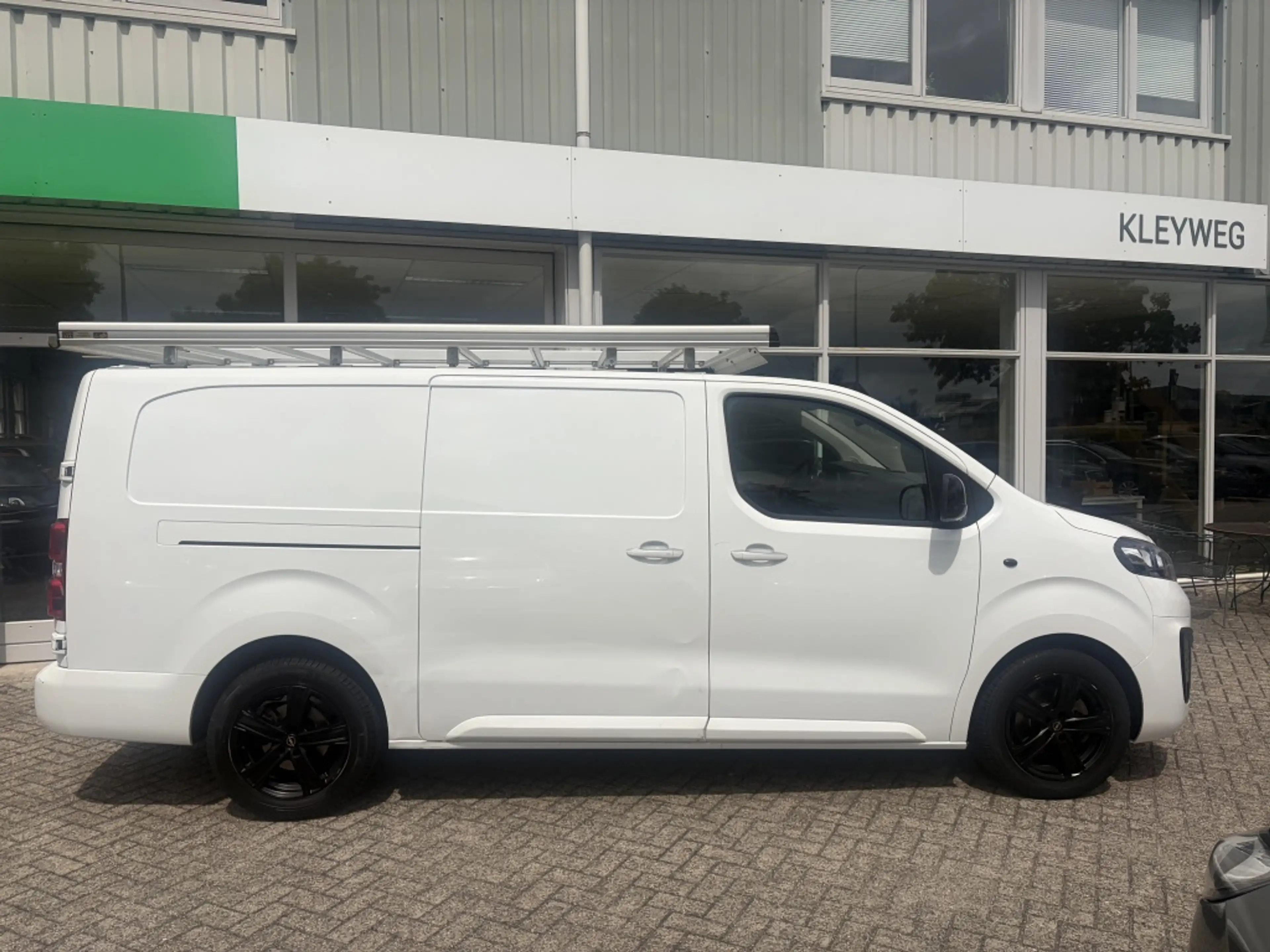 Opel Vivaro 2.0 CDTI L3H1 Innov. HANDEL / EXPORT / LICHTE SCHA — photo 5
