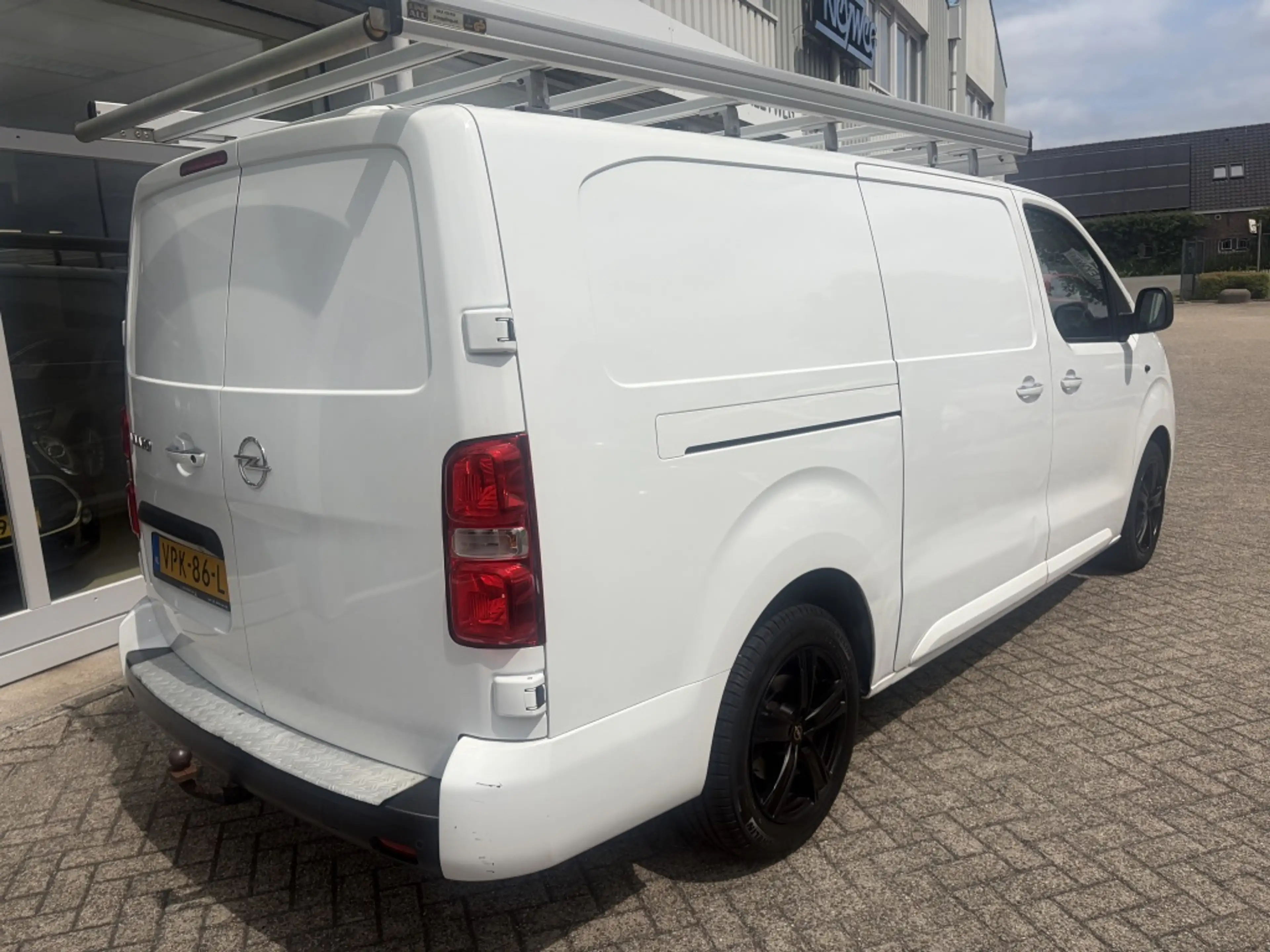 Opel Vivaro 2.0 CDTI L3H1 Innov. HANDEL / EXPORT / LICHTE SCHA — photo 6