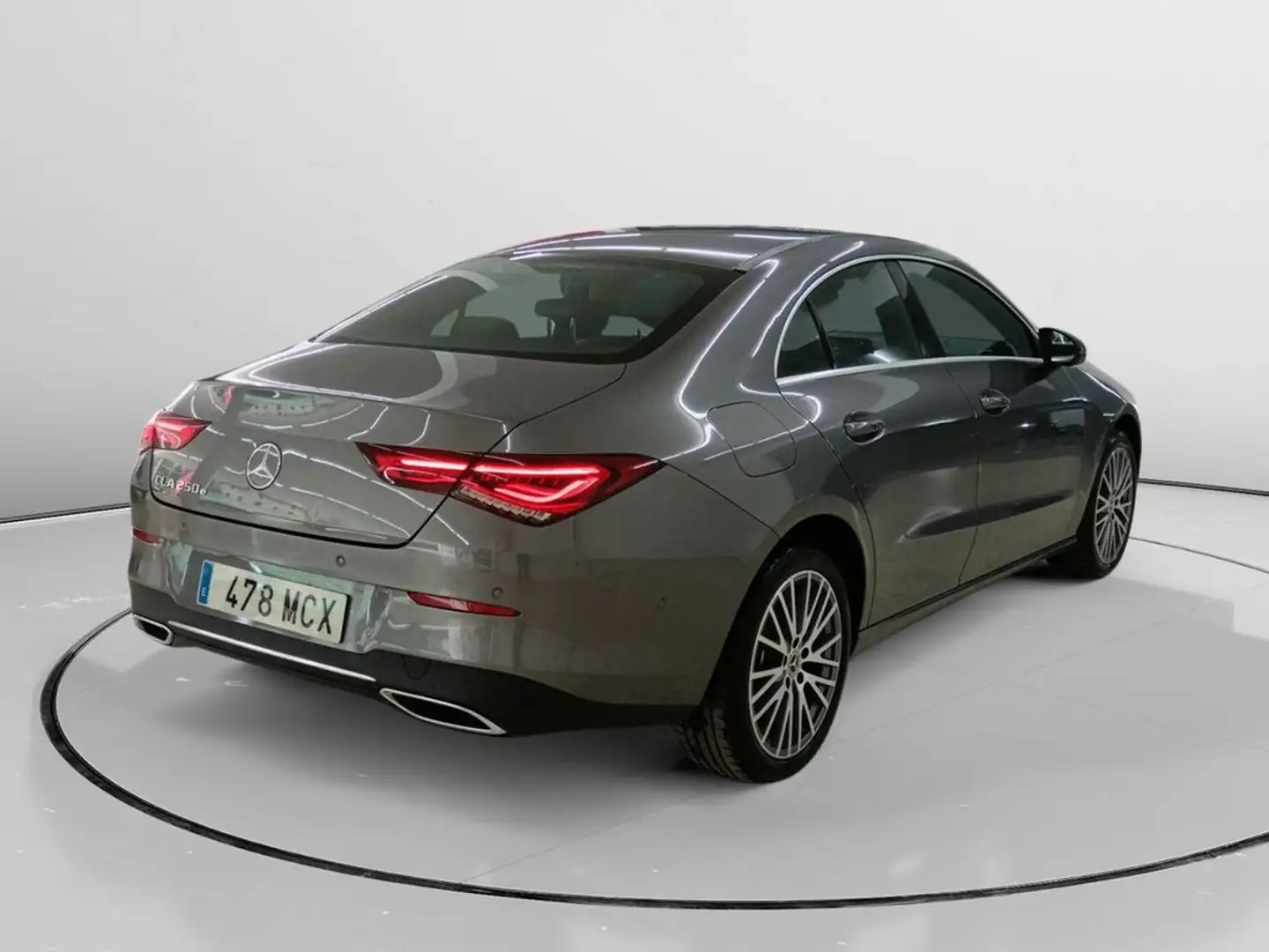 Mercedes-Benz CLA 250 250e Gris - 2