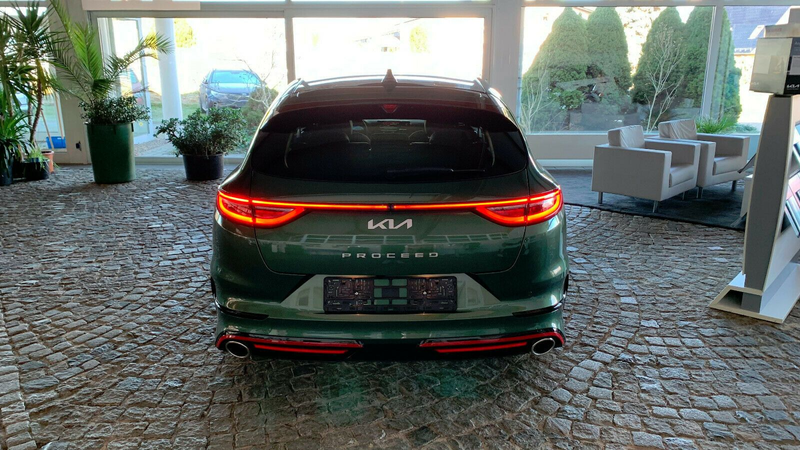 Kia ProCeed / pro_cee'd ProCeed 1.6 GT 18"/Digitaltacho/Online/Komf/Pano — photo 5