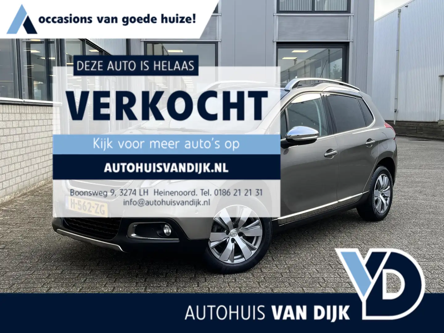Peugeot 2008 1.2 PureTech Allure | Pano-Dak/Trekh./Full Map Nav Grigio - 1