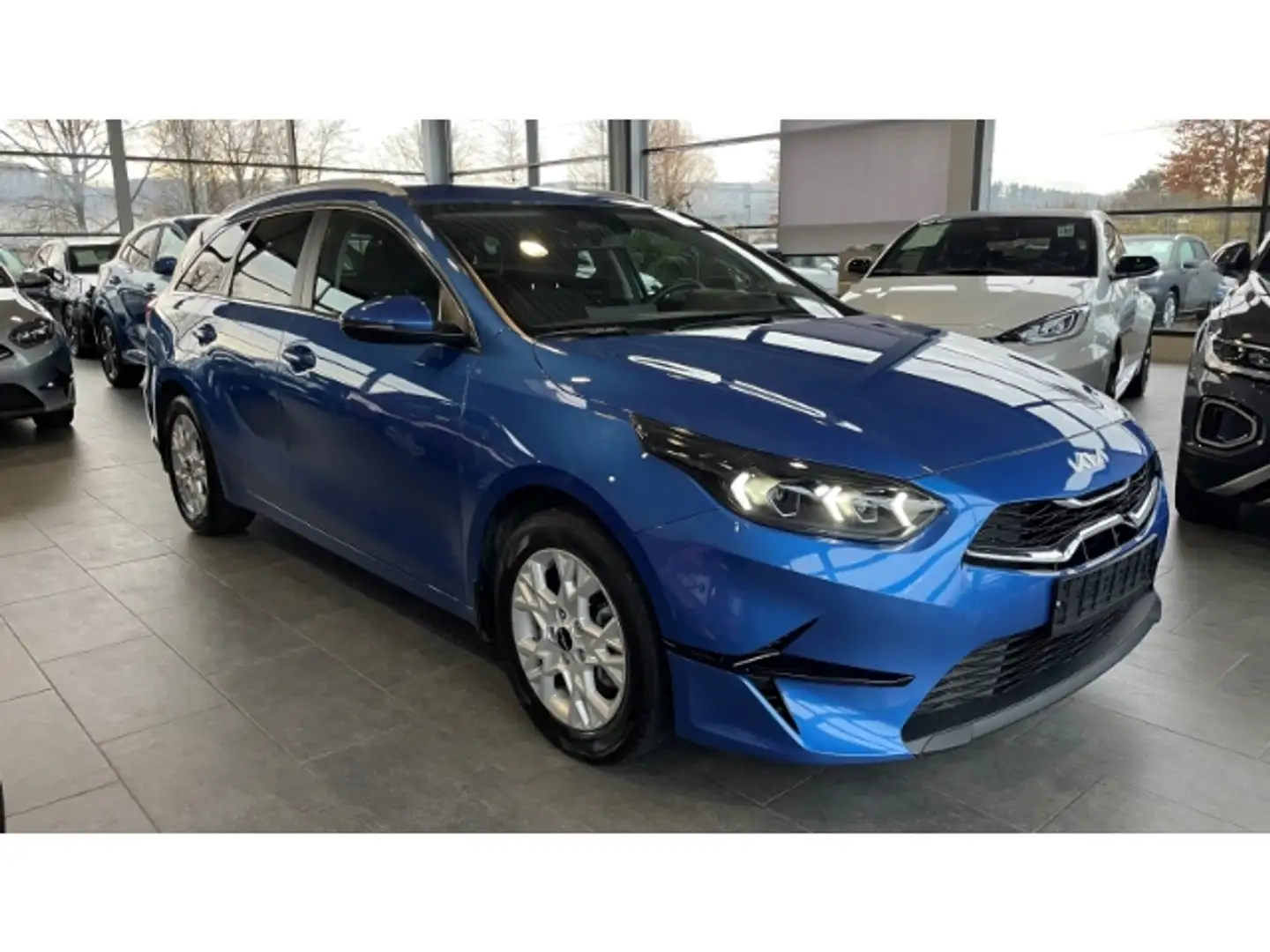 Kia Ceed SW / cee'd SW 1.5 T-GDI Navi LED Kamera DAB CarPlay SHZ LenkradH Blau - 2