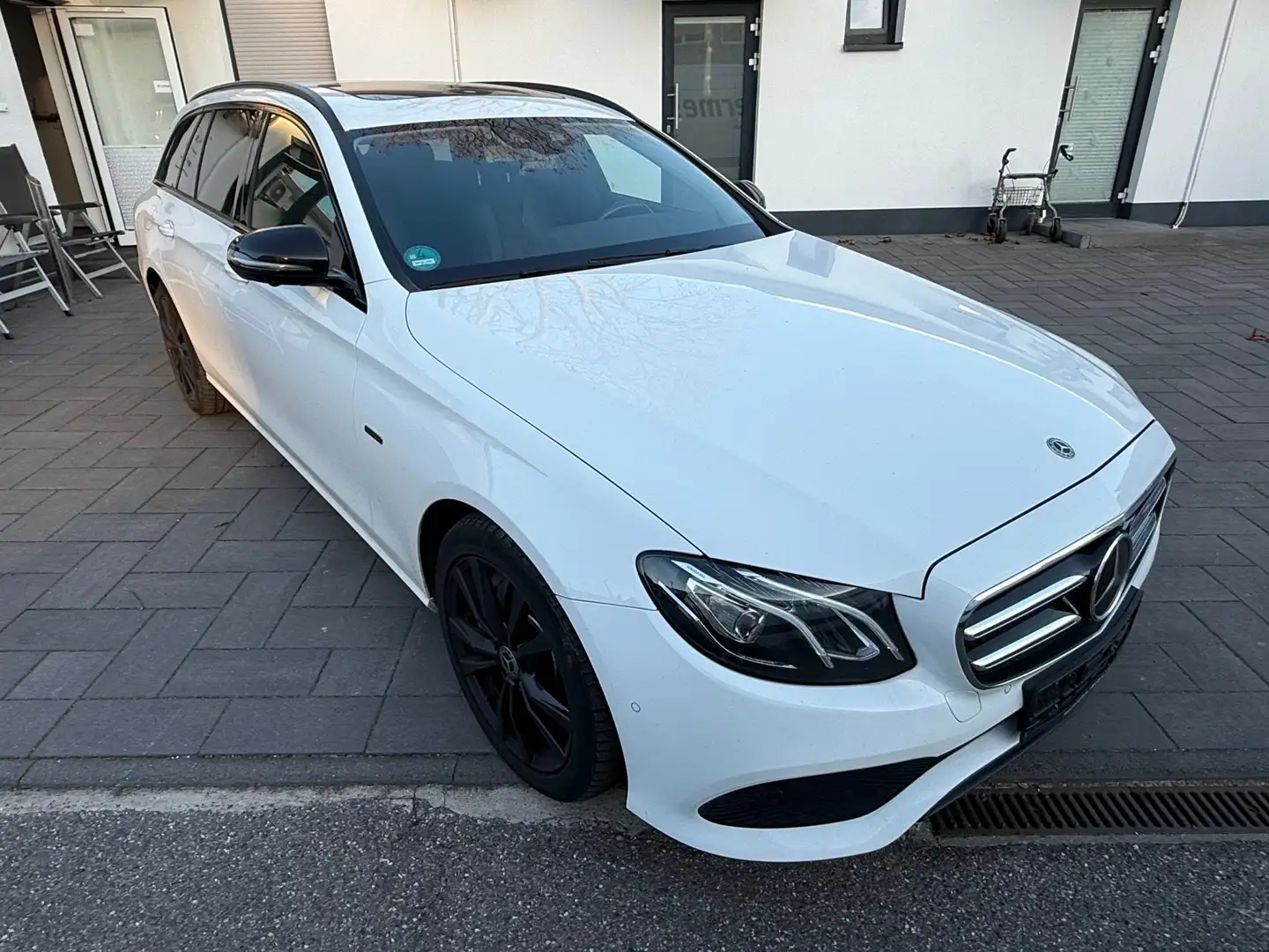 Mercedes-Benz E 300 E 300 de 360° Kam LED Abstand-Tem Digital Tach Weiß - 2