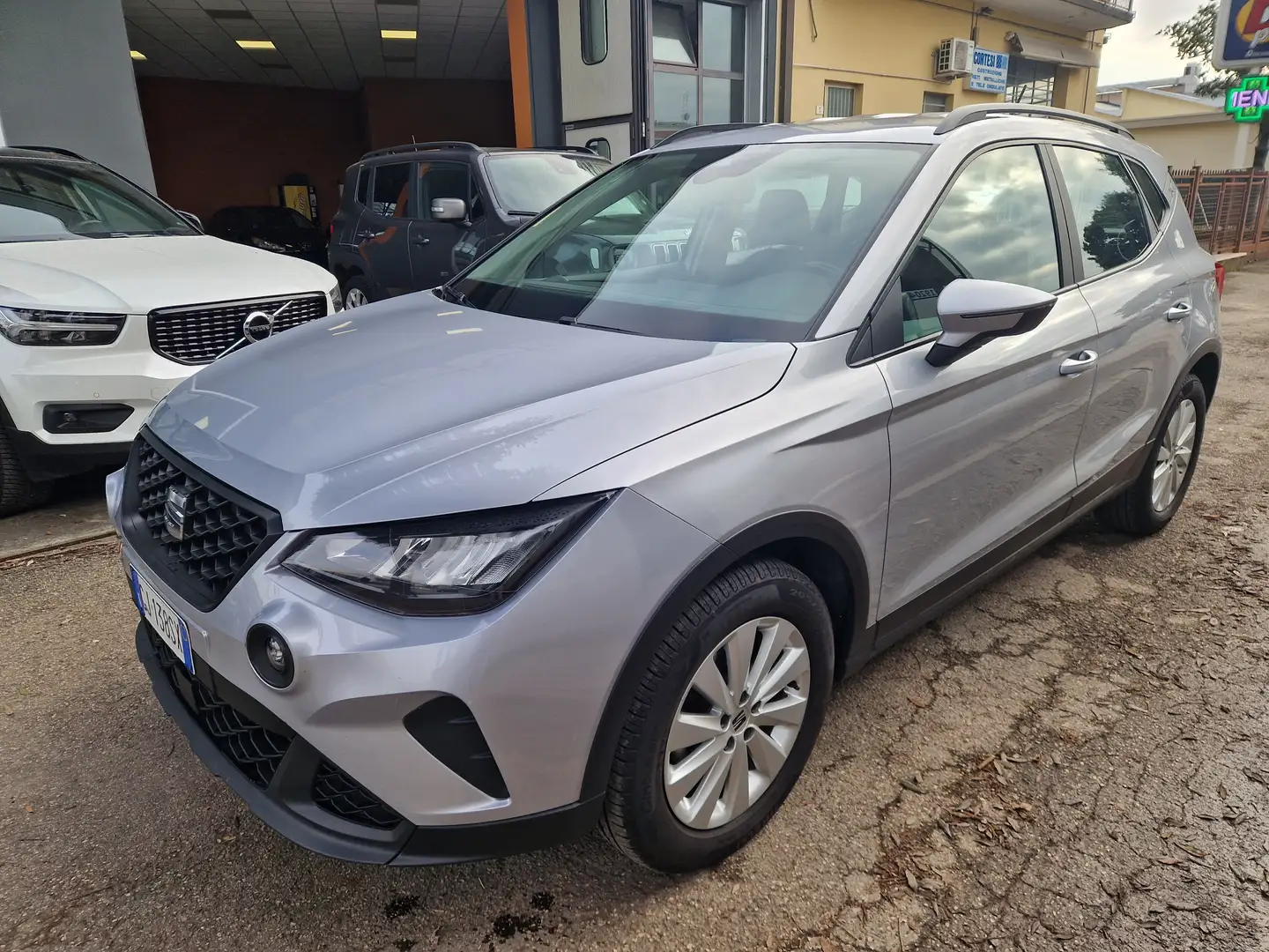SEAT Arona 1.0 ecotsi Style 110cv Grigio - 2