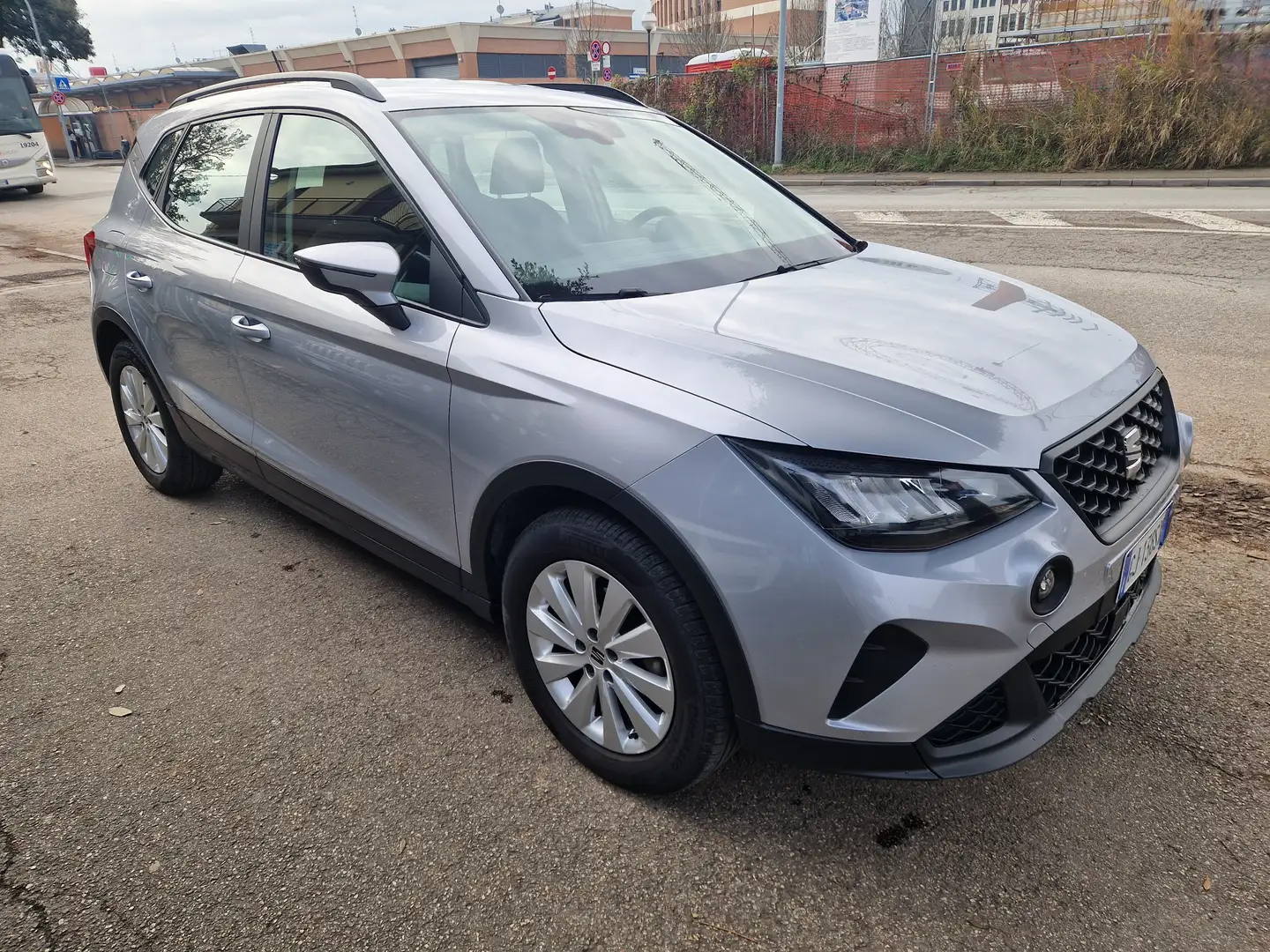 SEAT Arona 1.0 ecotsi Style 110cv Grigio - 1