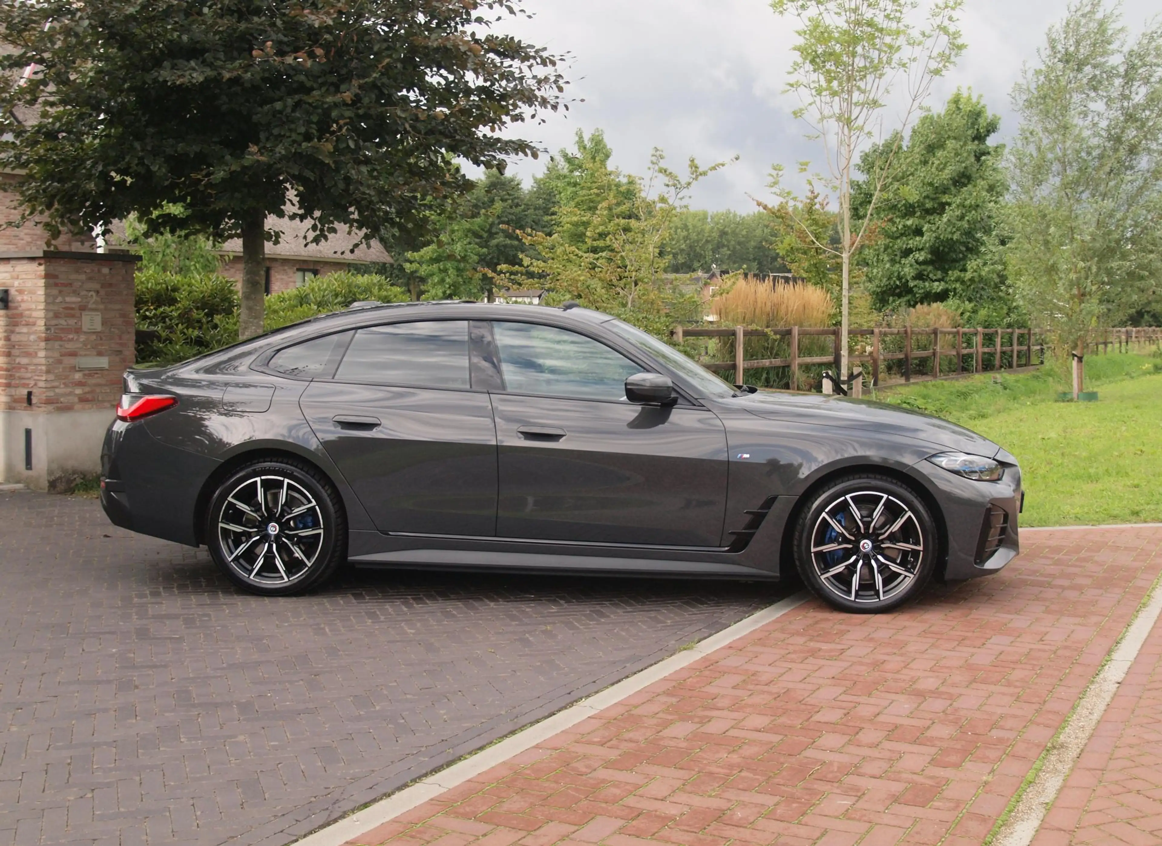 BMW i4 eDrive40 High Executive 84 kWh | M-Pakket | Schuif — photo 11