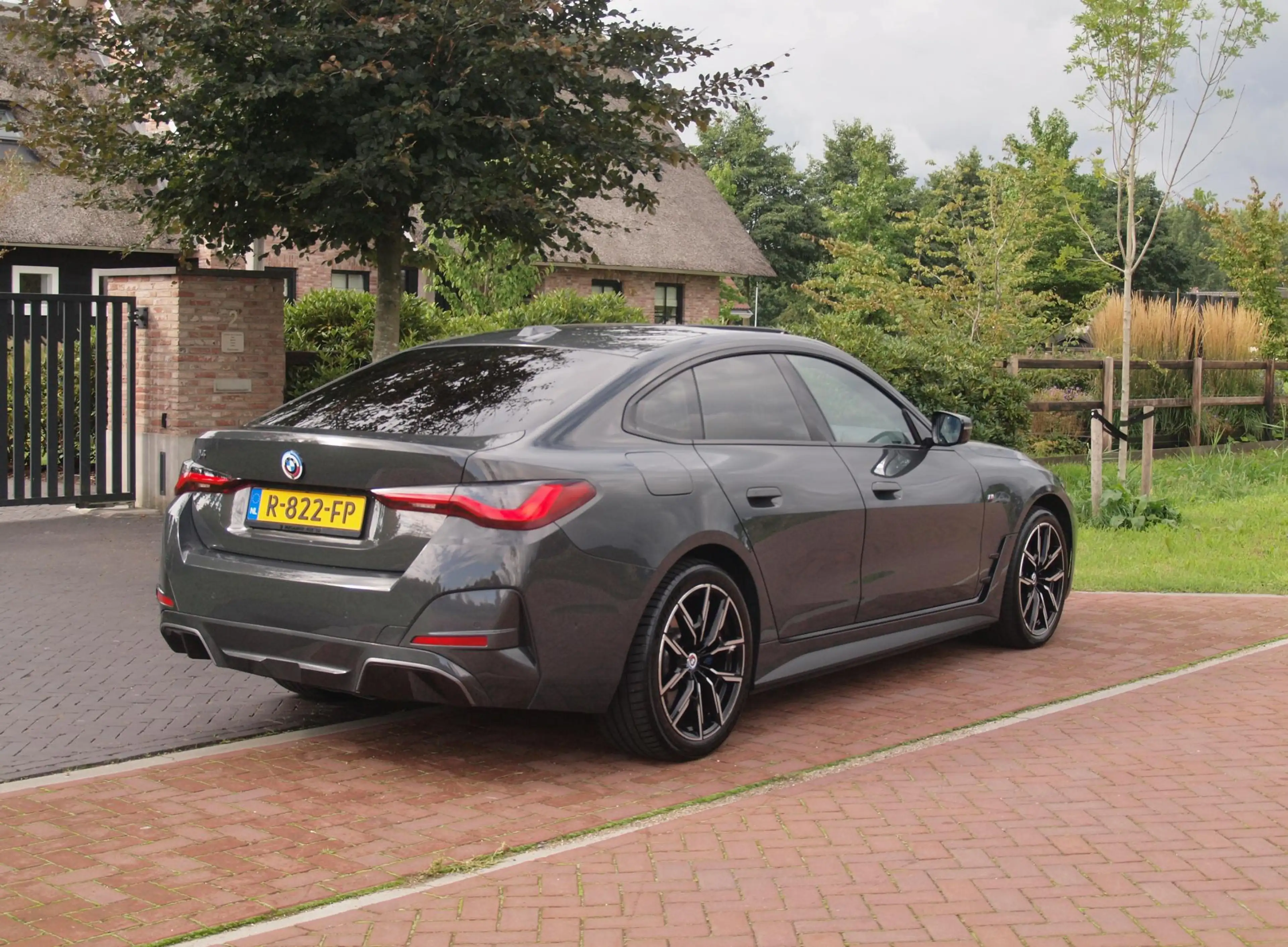 BMW i4 eDrive40 High Executive 84 kWh | M-Pakket | Schuif — photo 10