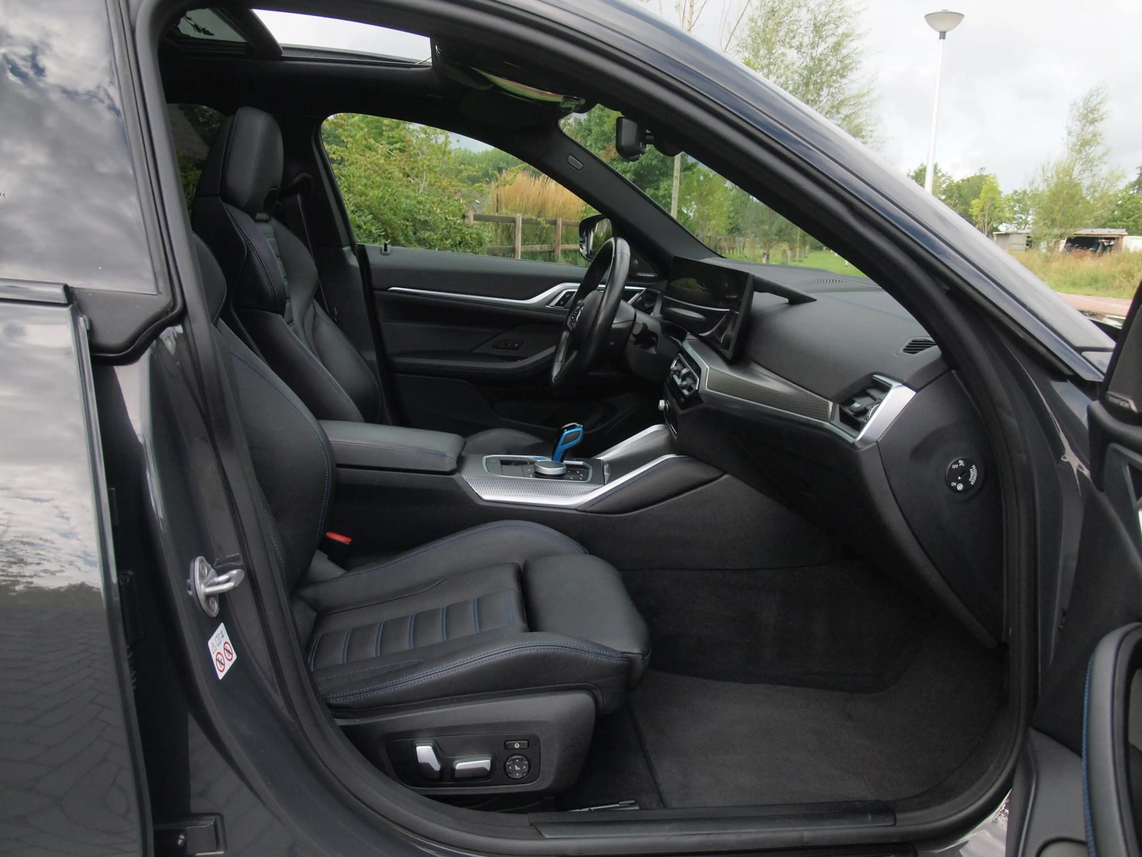BMW i4 eDrive40 High Executive 84 kWh | M-Pakket | Schuif — photo 16