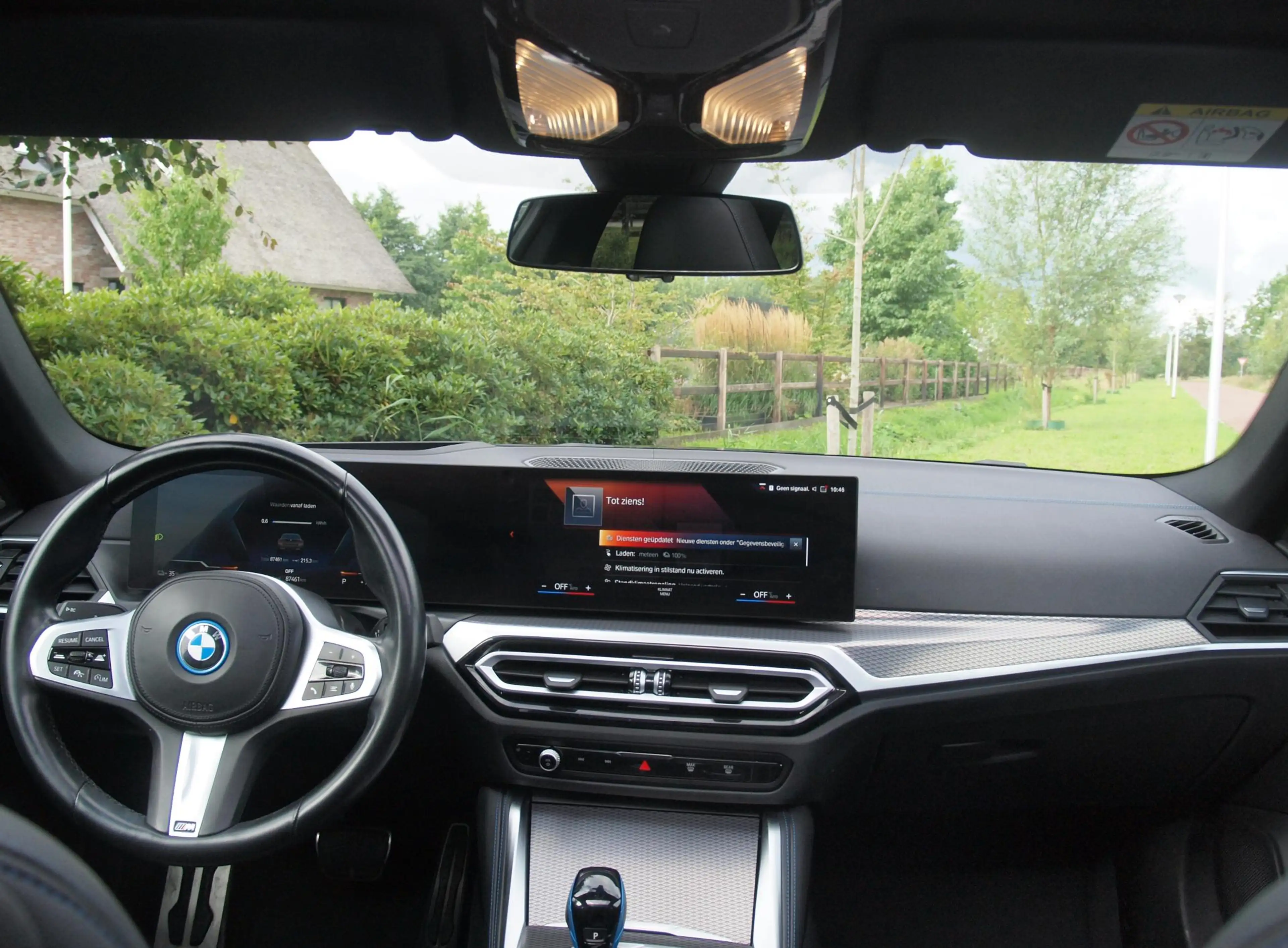 BMW i4 eDrive40 High Executive 84 kWh | M-Pakket | Schuif — photo 17