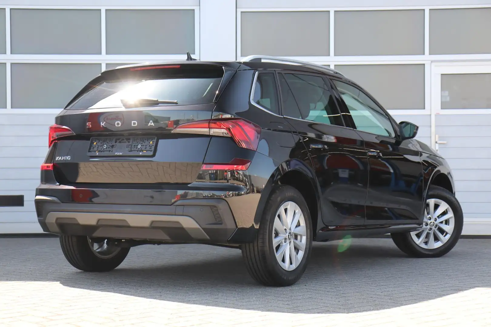 Skoda Kamiq 1.0 TSI 115pk DSG Business Edition | Smart Link Na Zwart - 2