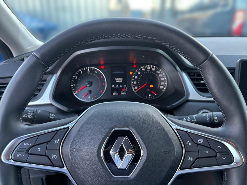 Renault Captur EQUILIBRE TCe 90 — photo 9