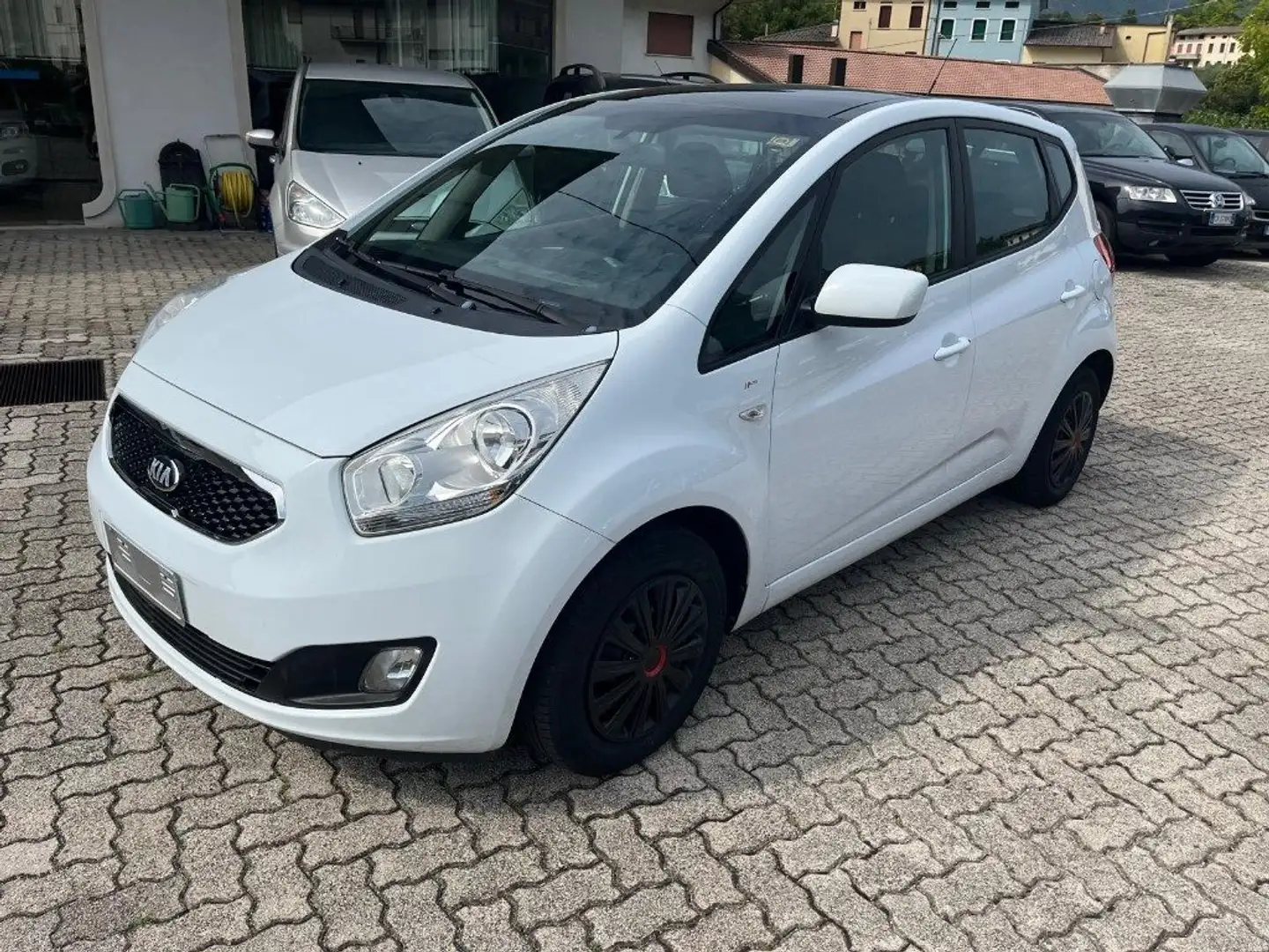 Kia Venga 1.4 CRDi 90CV Active tetto Blanc - 2