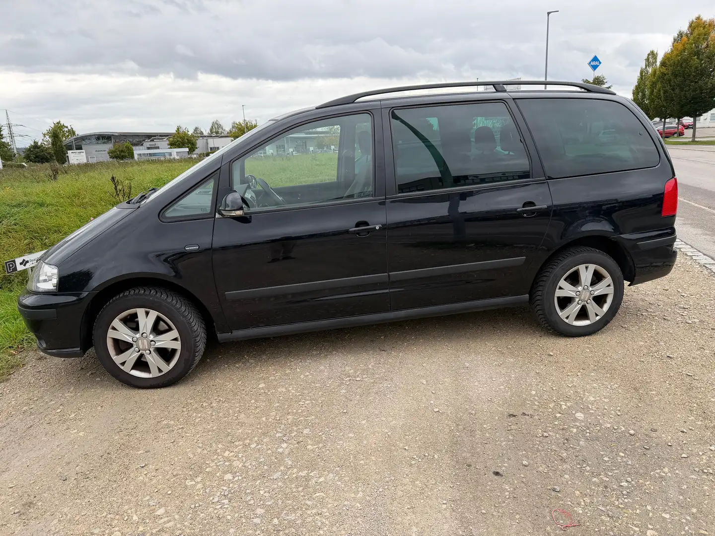 SEAT Alhambra Alhambra Diesel 2.0 TDI DPF Reference Schwarz - 2