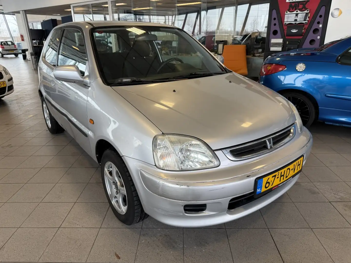 Honda Logo 1.3i Grau - 2