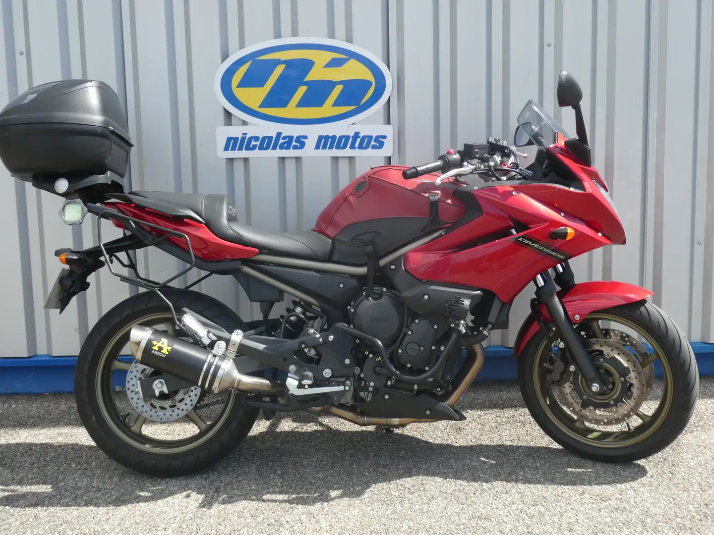 Yamaha XJ 6 Rouge - 1