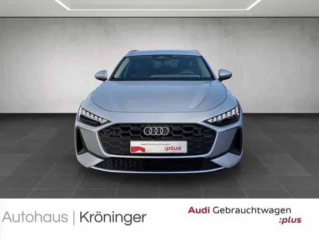 Audi A5 view 5