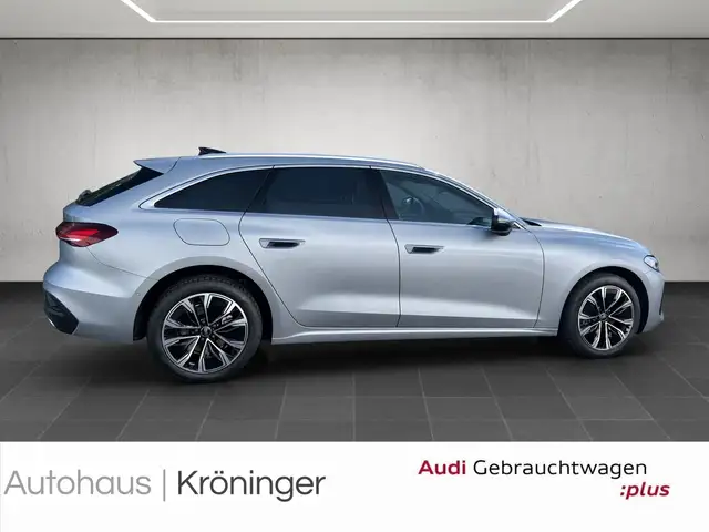 Audi A5 view 4