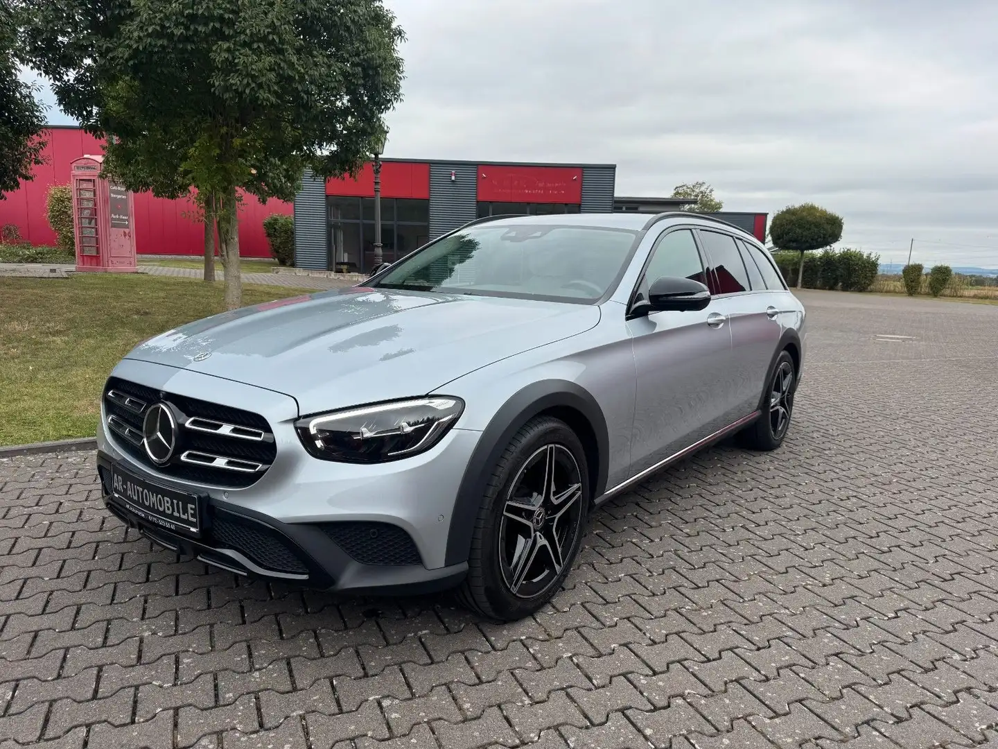 Mercedes-Benz E 220 d 4Matic All-Terrain LEDER AMG-Felgen Night Argent - 1