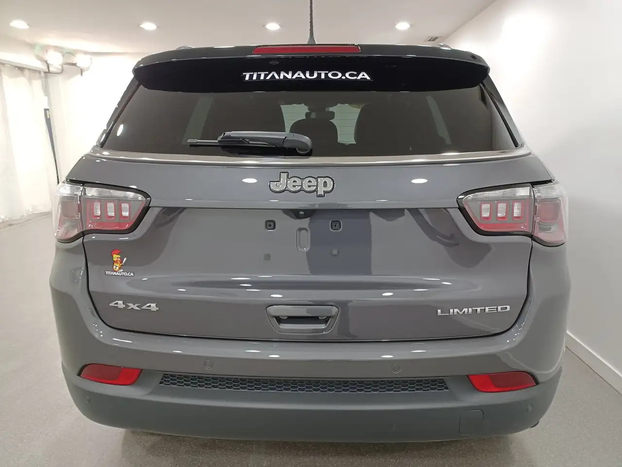 Jeep Compass снимка Jeep Compass