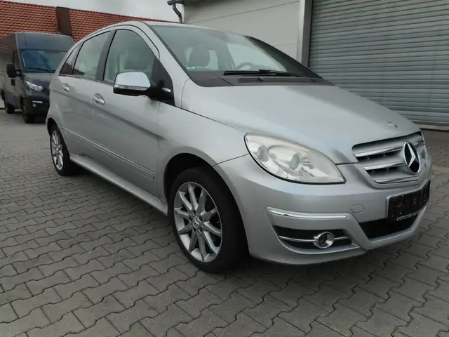 Mercedes-Benz B 180 B 170 NGT Leder werkstattgepflegt