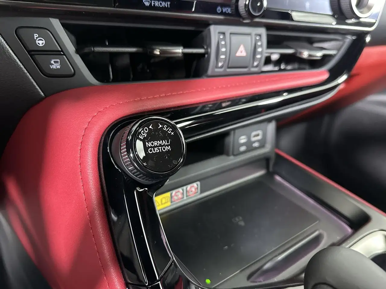 Lexus NX снимка Lexus NX