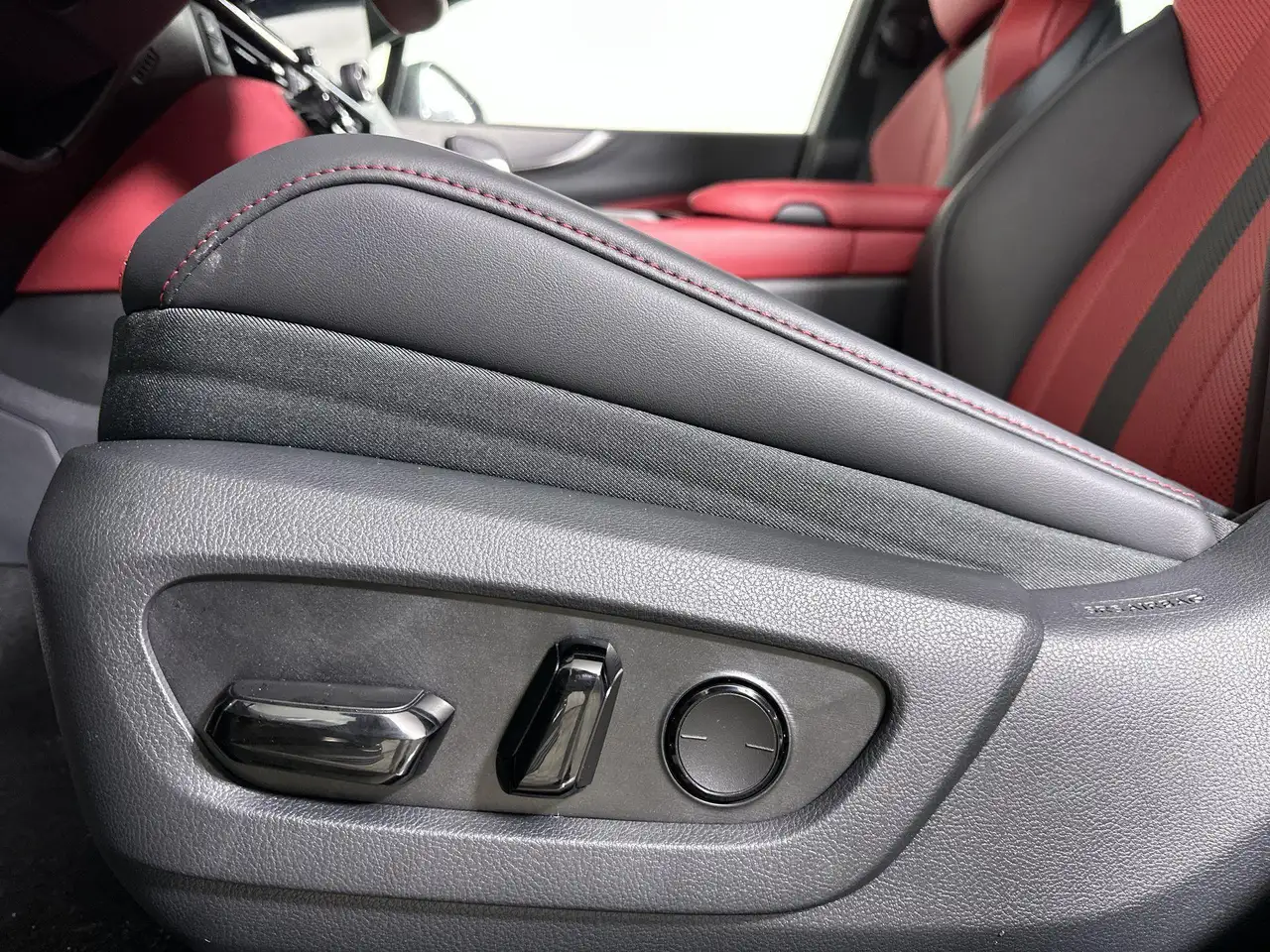 Lexus NX снимка Lexus NX
