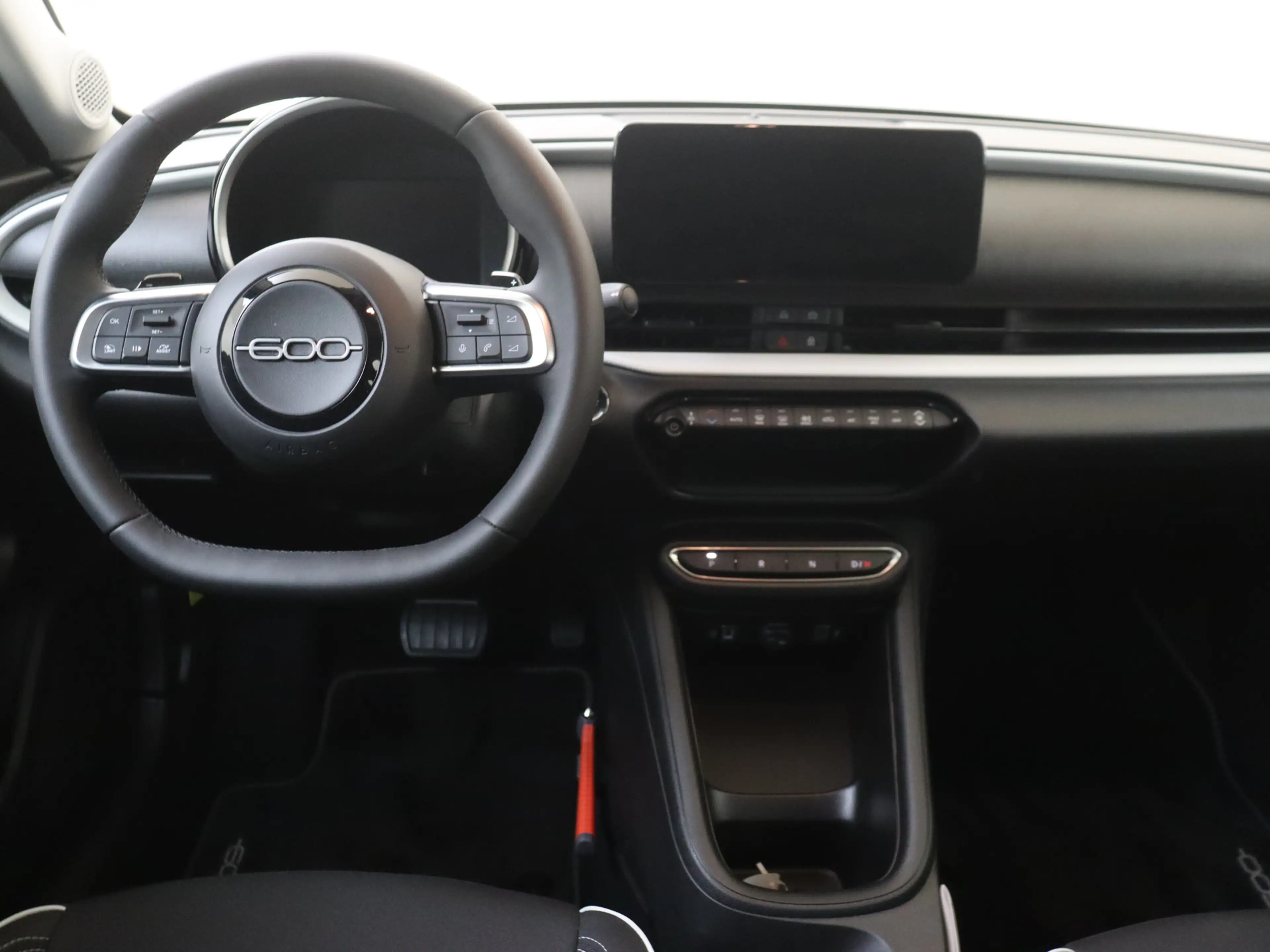 Fiat 600 1.2 Hybrid Urban — photo 5