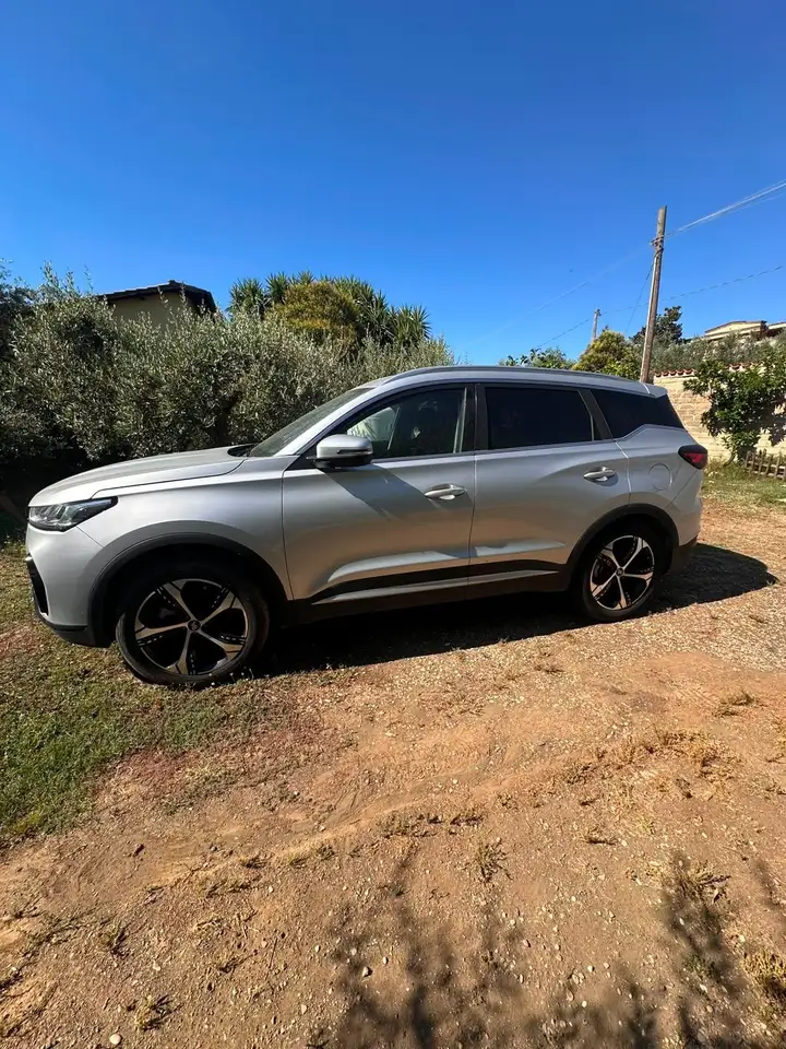 DR Automobiles DR6 2024