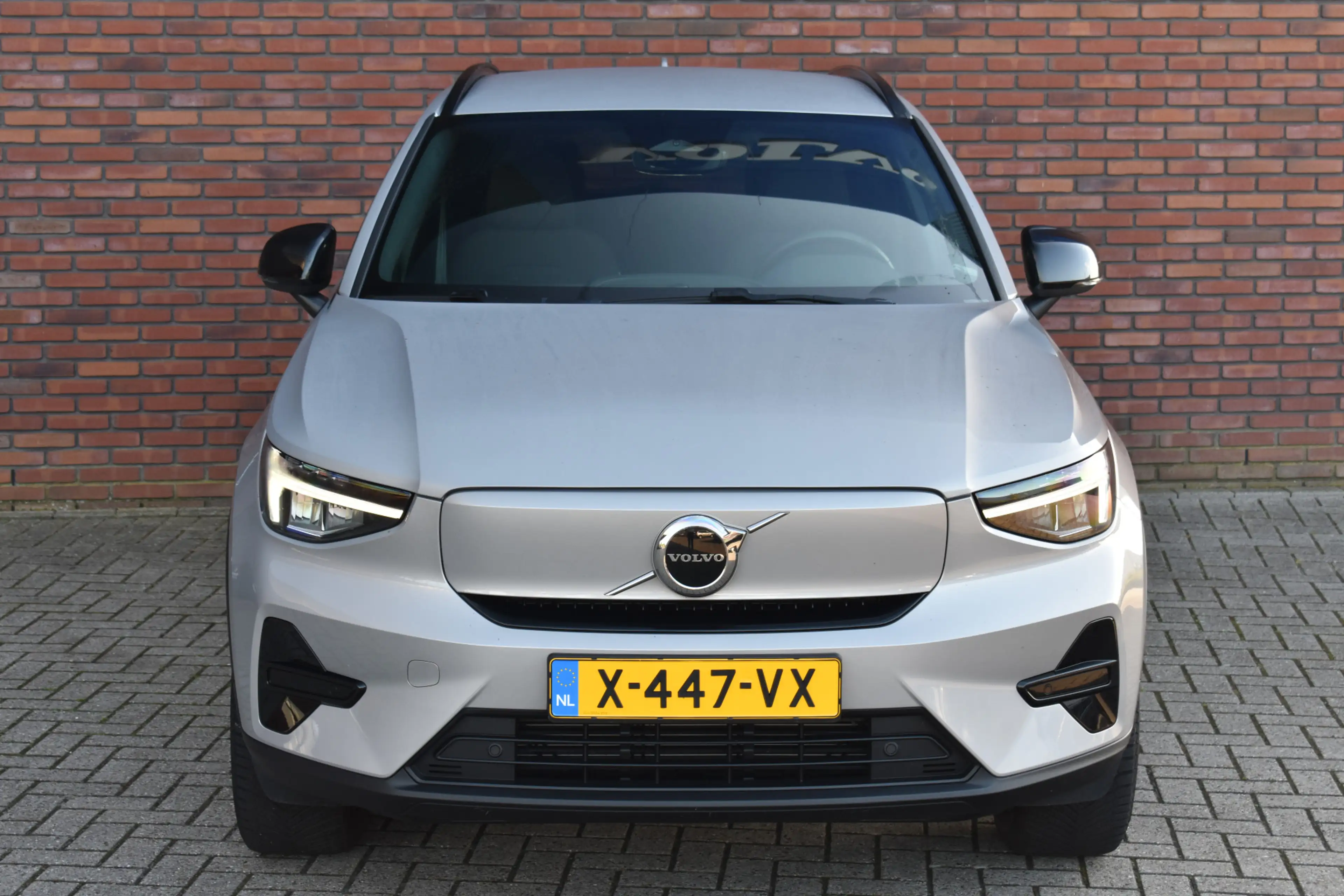 Volvo XC40 Single Motor Essential 69 kWh | Achteruitrijcamera — photo 4