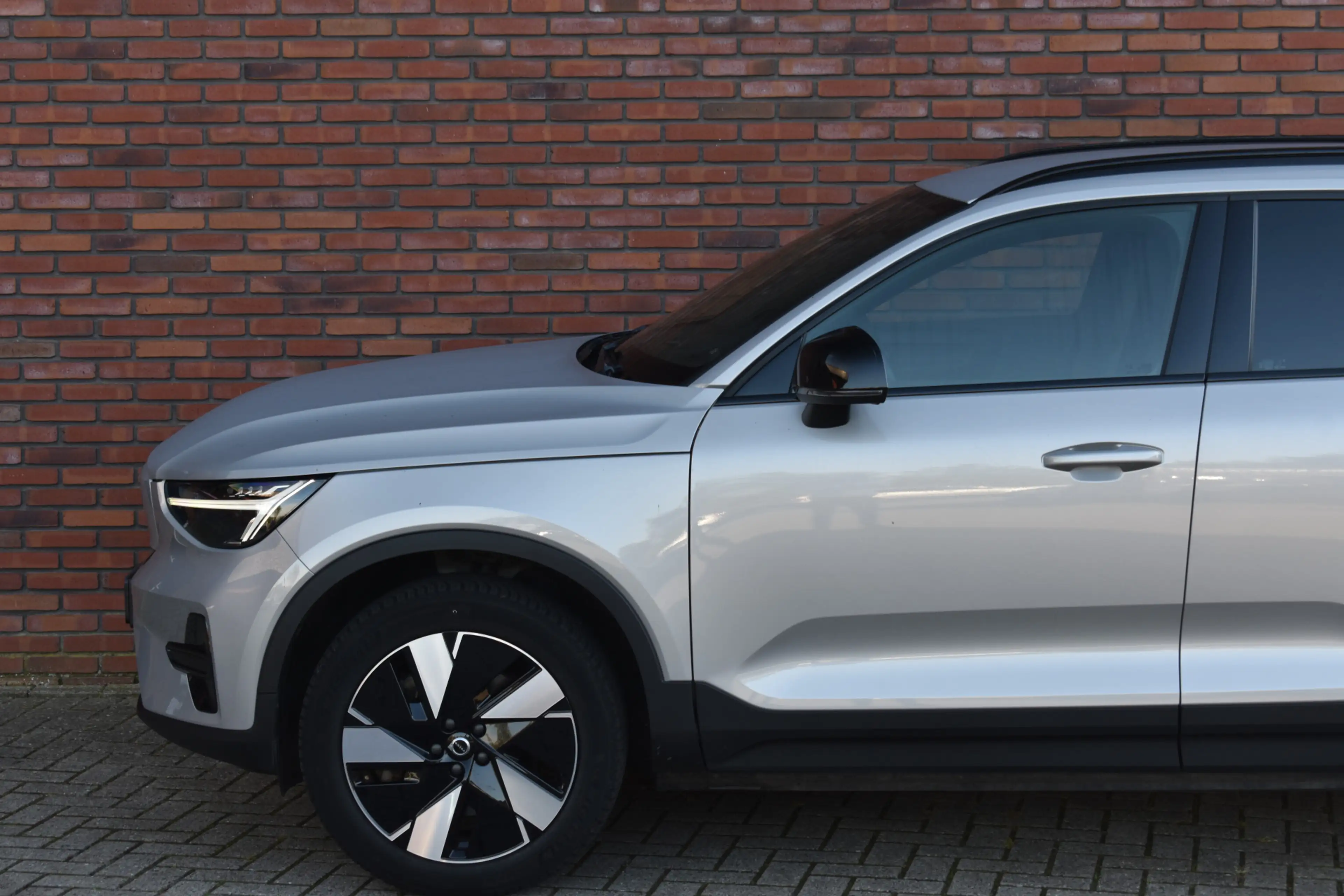 Volvo XC40 Single Motor Essential 69 kWh | Achteruitrijcamera — photo 8