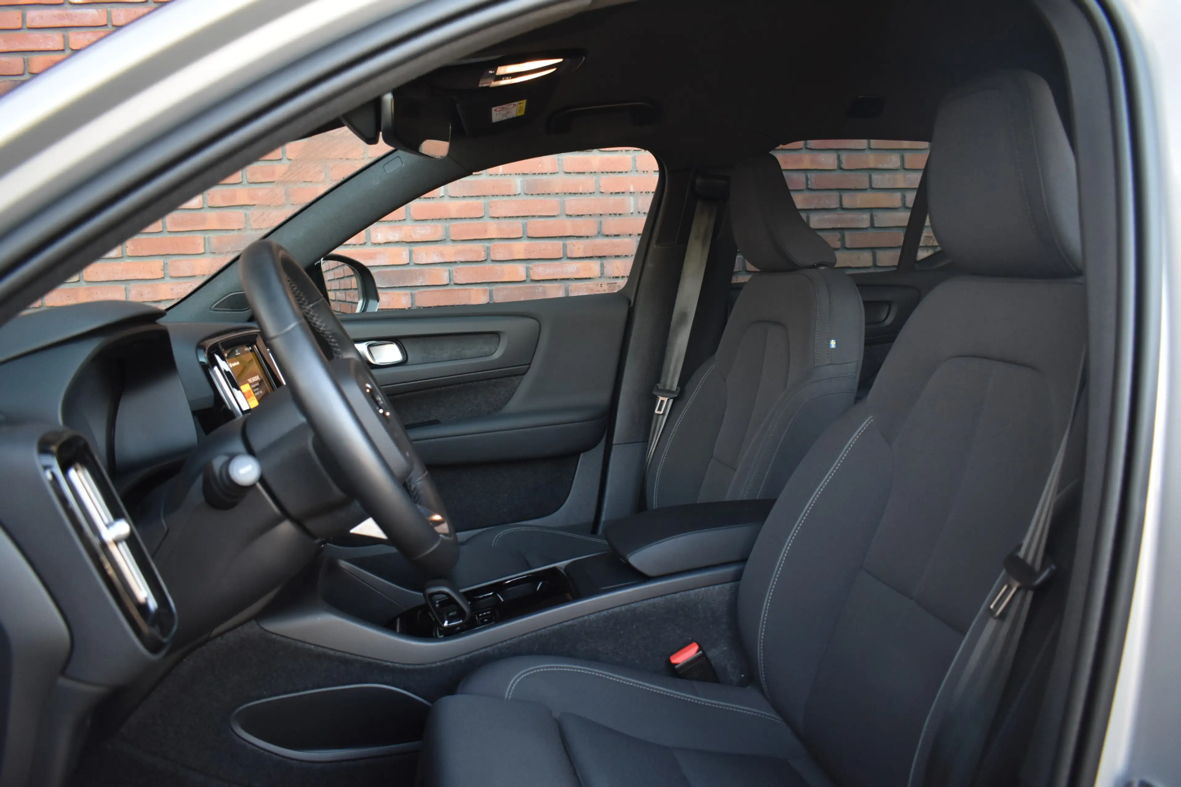 Volvo XC40 Single Motor Essential 69 kWh | Achteruitrijcamera — photo 10