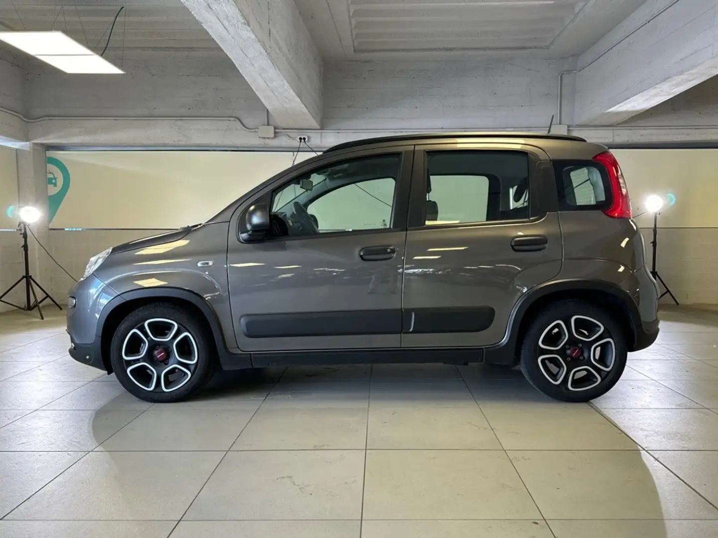 Fiat Panda 1.0 FireFly 70cv S&S Hybrid City Life Grigio - 2