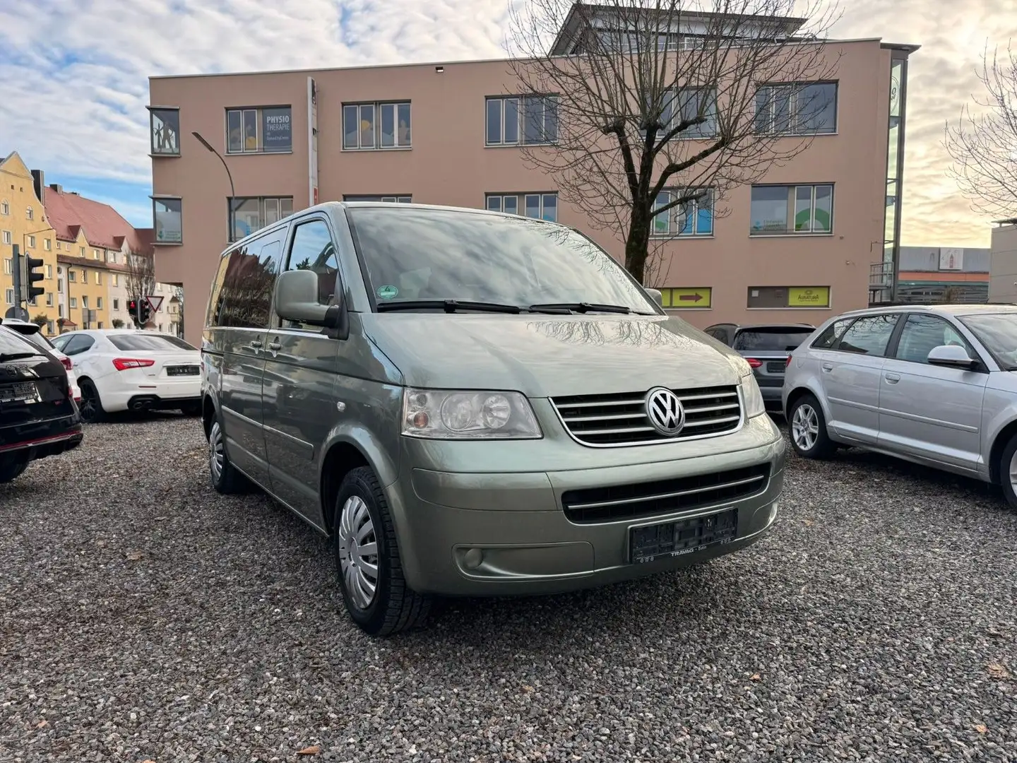 Volkswagen T5 Multivan 2.5 TDI Ahk Leder Standheiz. Tüv Neu Grün - 1