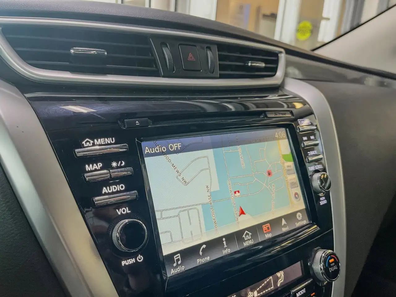 Nissan Murano снимка Nissan Murano