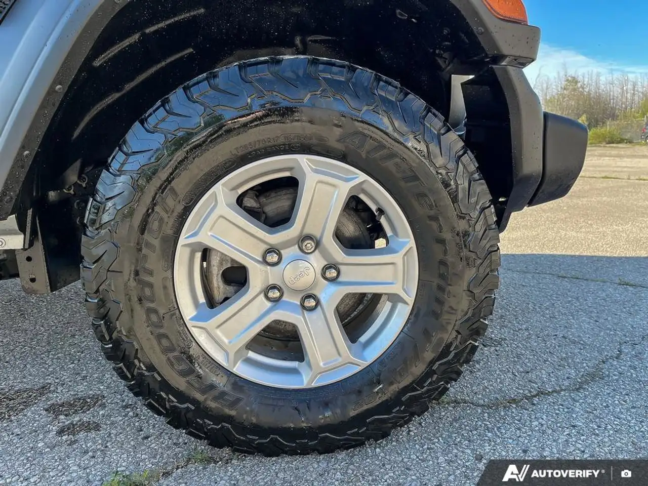 Jeep Wrangler снимка Jeep Wrangler