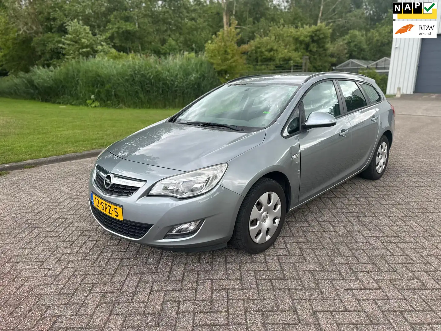 Opel Astra Sports Tourer 1.4 Edition/AIRCO/CRUISE/NAVI/PARKEE Gris - 1