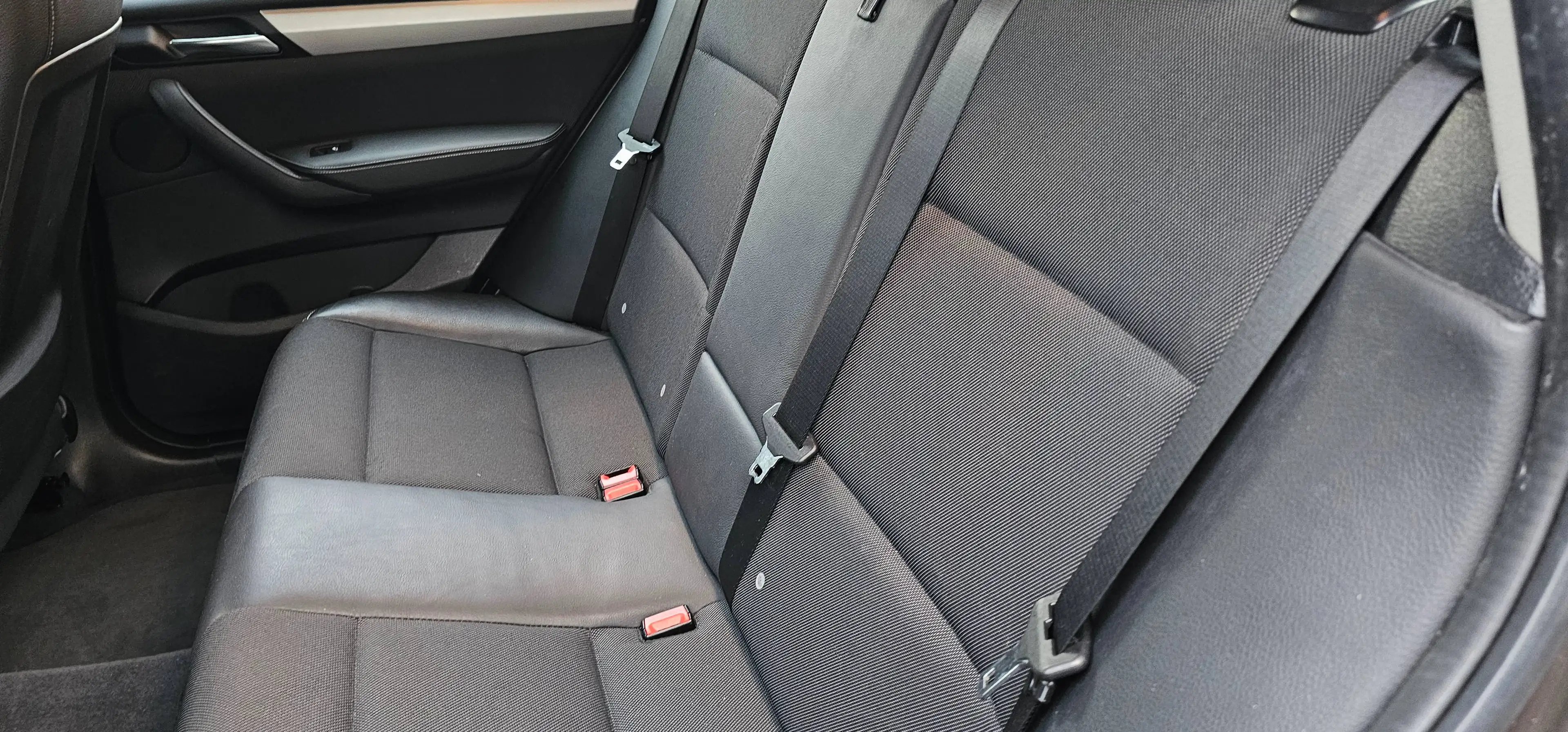 BMW X3 xDrive 20 d — photo 7