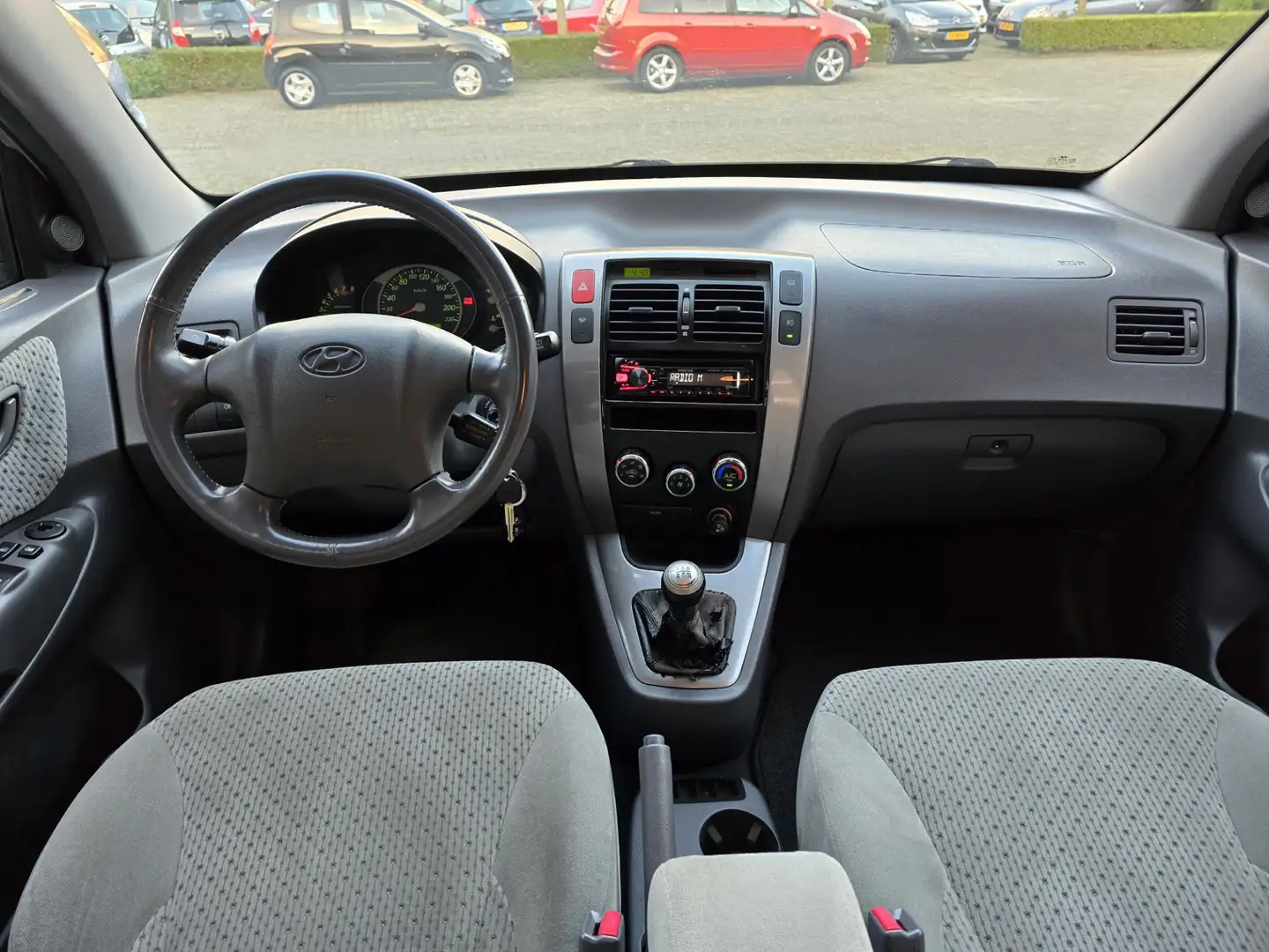 Hyundai TUCSON 2.0i Dynamic Apk |Nap |Airco |Youngtimer Gris - 2