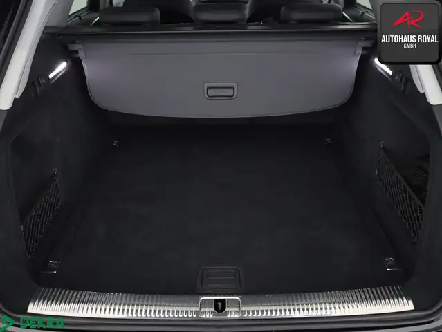 Audi A4 view 13